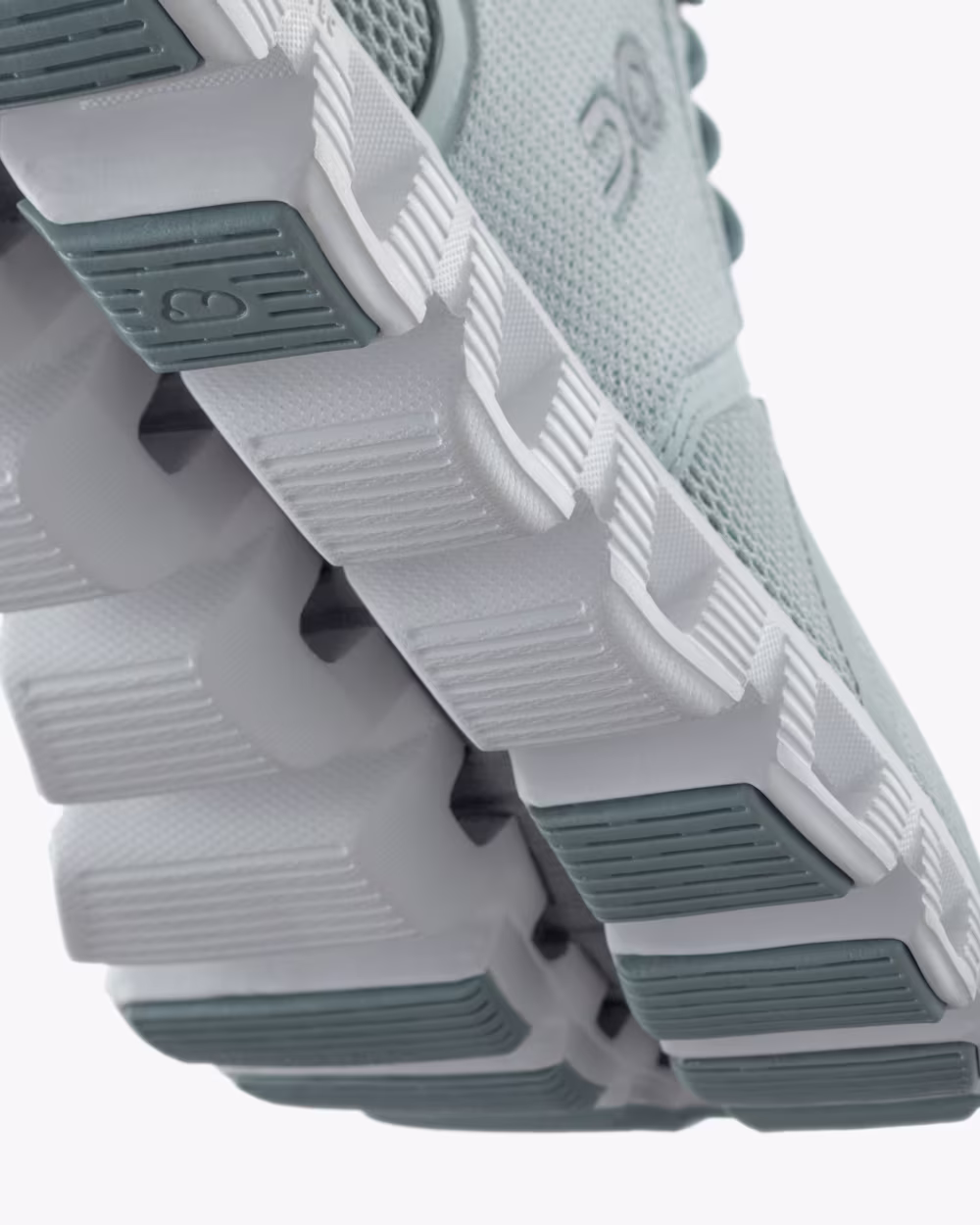 On Running Cloud 5 Speed-lacing