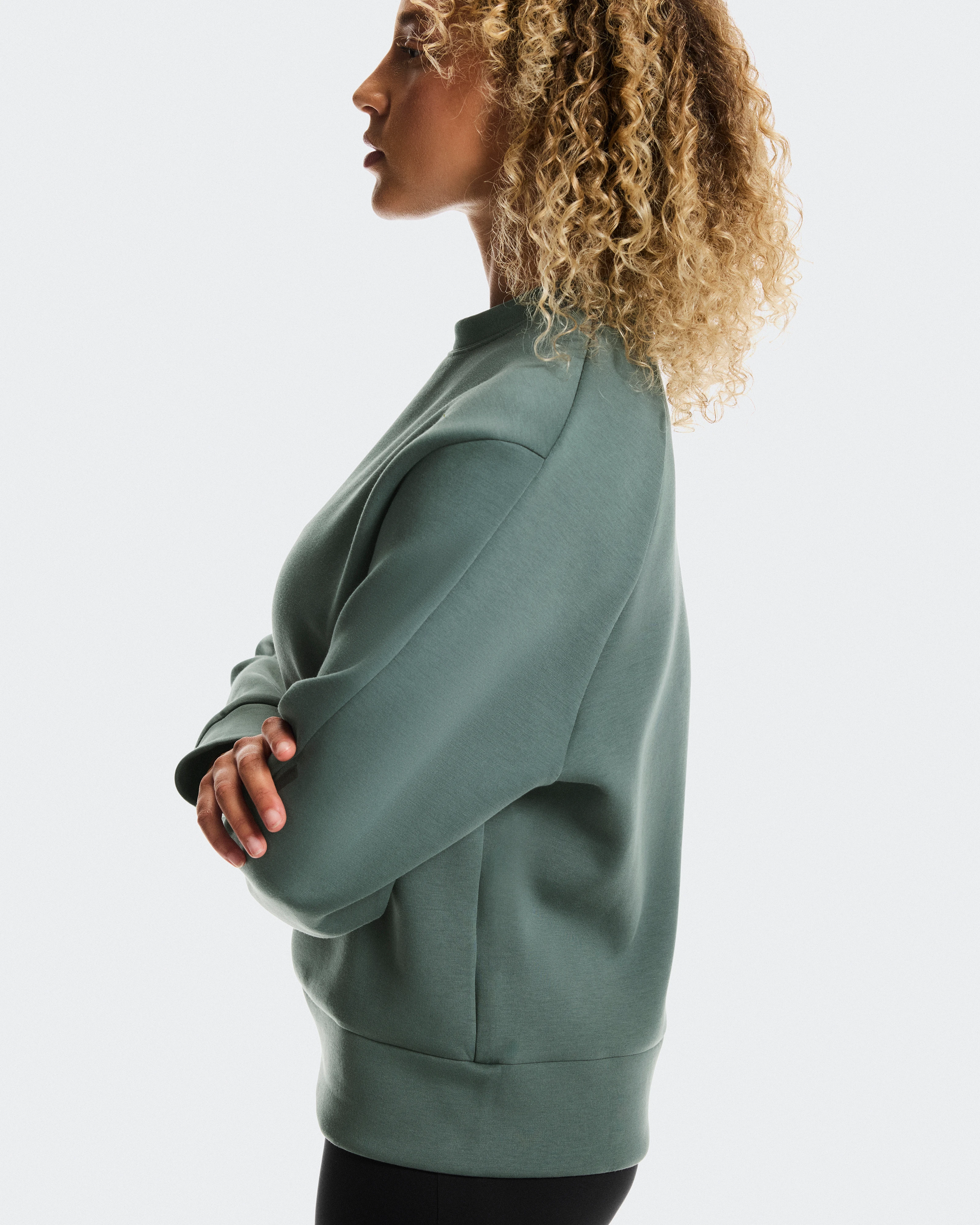 On Focus Tech Crew Olive Damen Hoodies & Sweatshirts