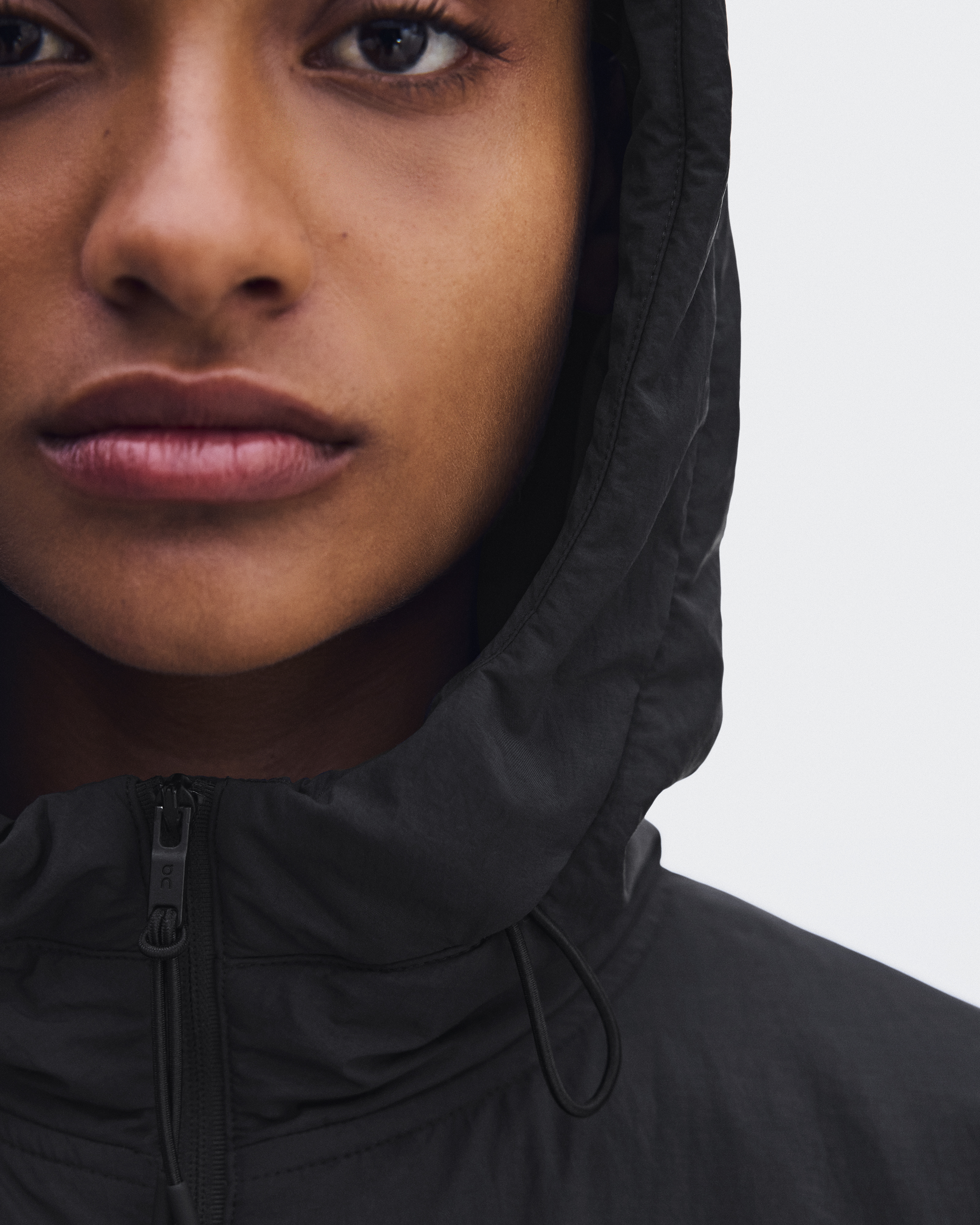 ウィメンズ Insulated Half-Zip Anorak | ブラック | On 日本
