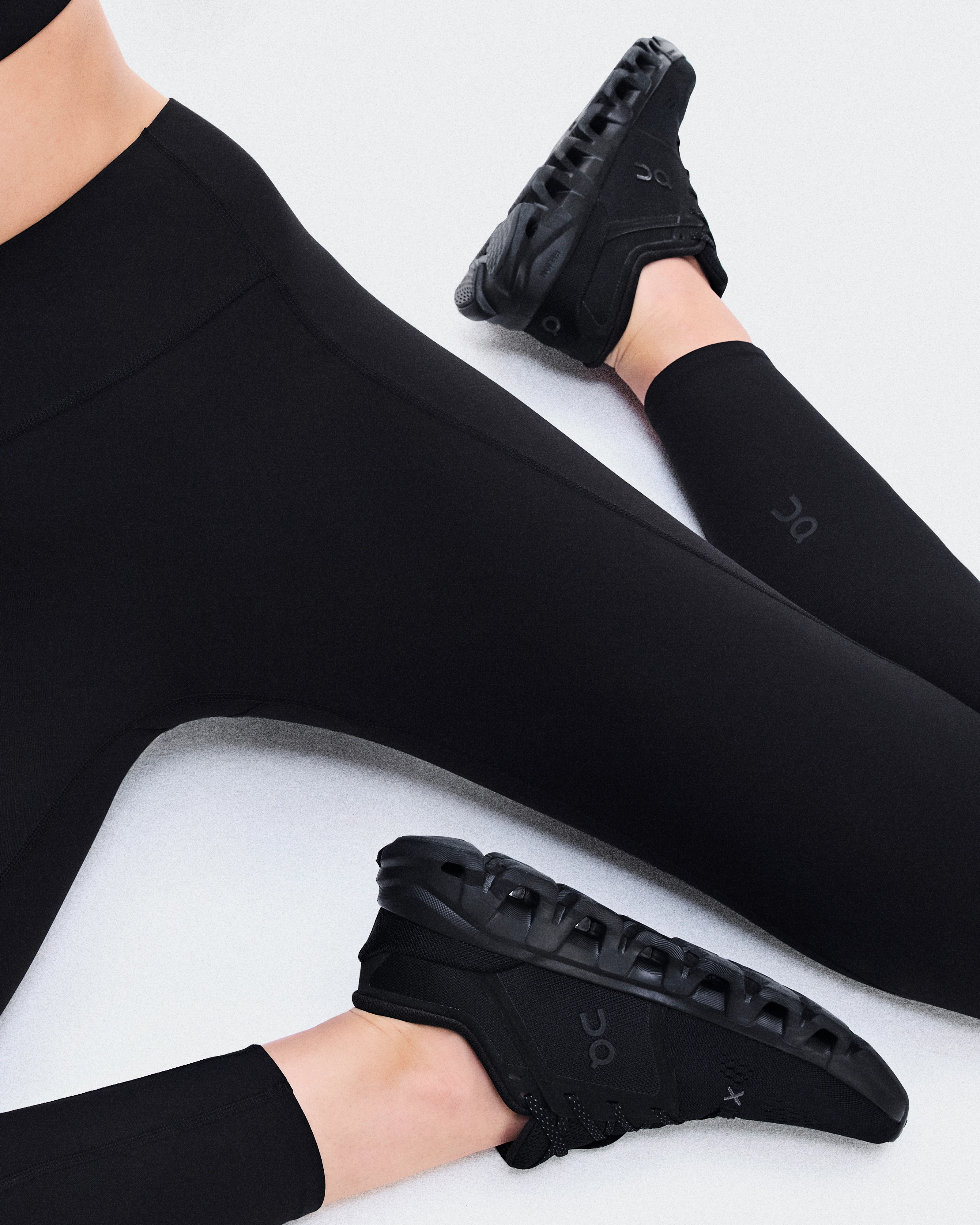 On Studio Leggings Black Femme – Entraînement à faible impact Leggings