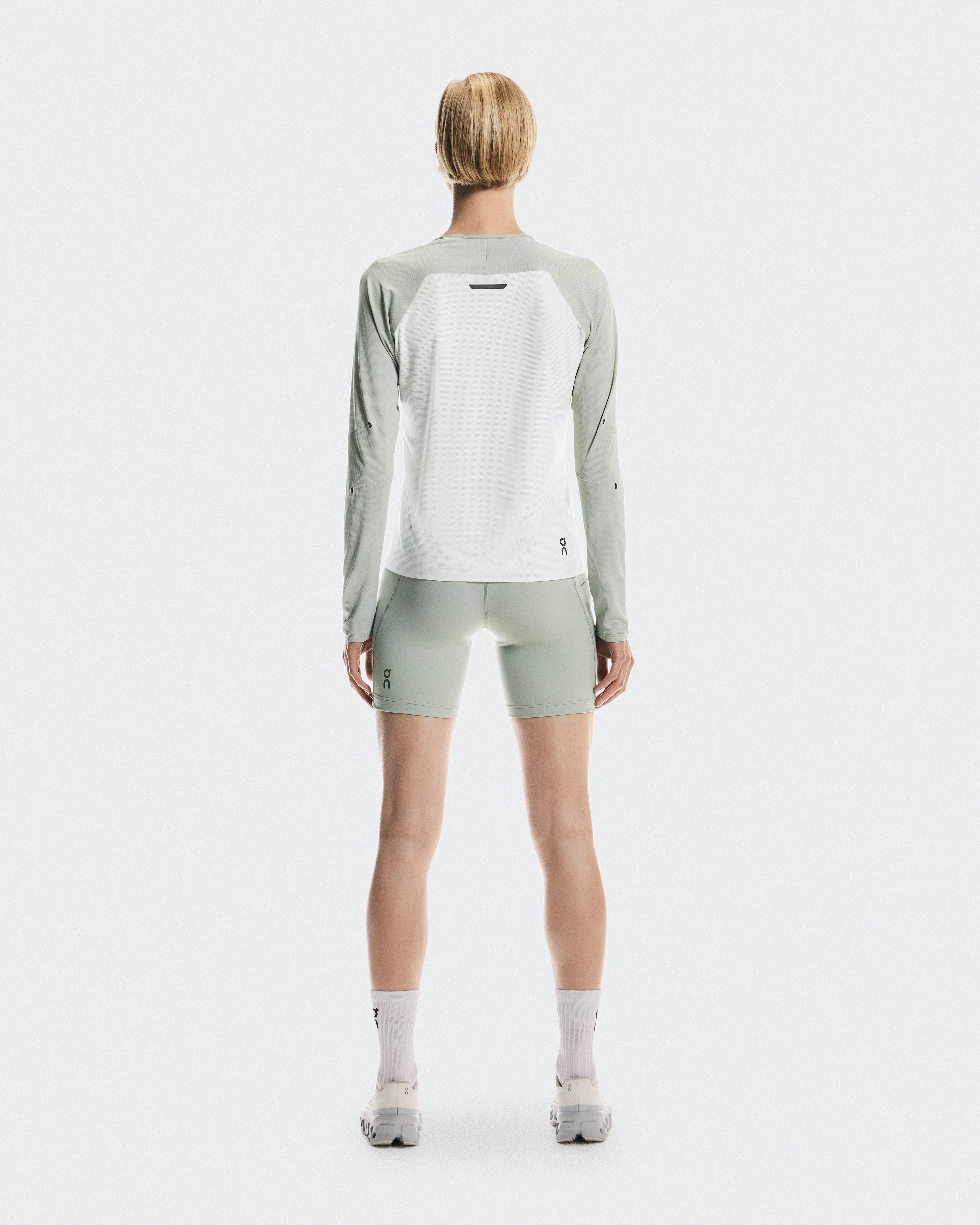 On Performance Long-T Tin & Iceberg Women Tops and t-shirts