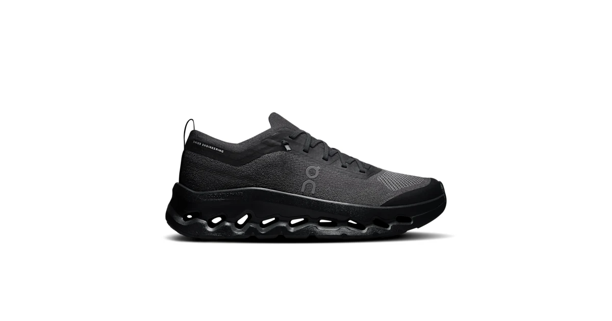 Women's Cloudtilt Moon | Black | On United States Women's Cloudtilt Moon | Black | On United States