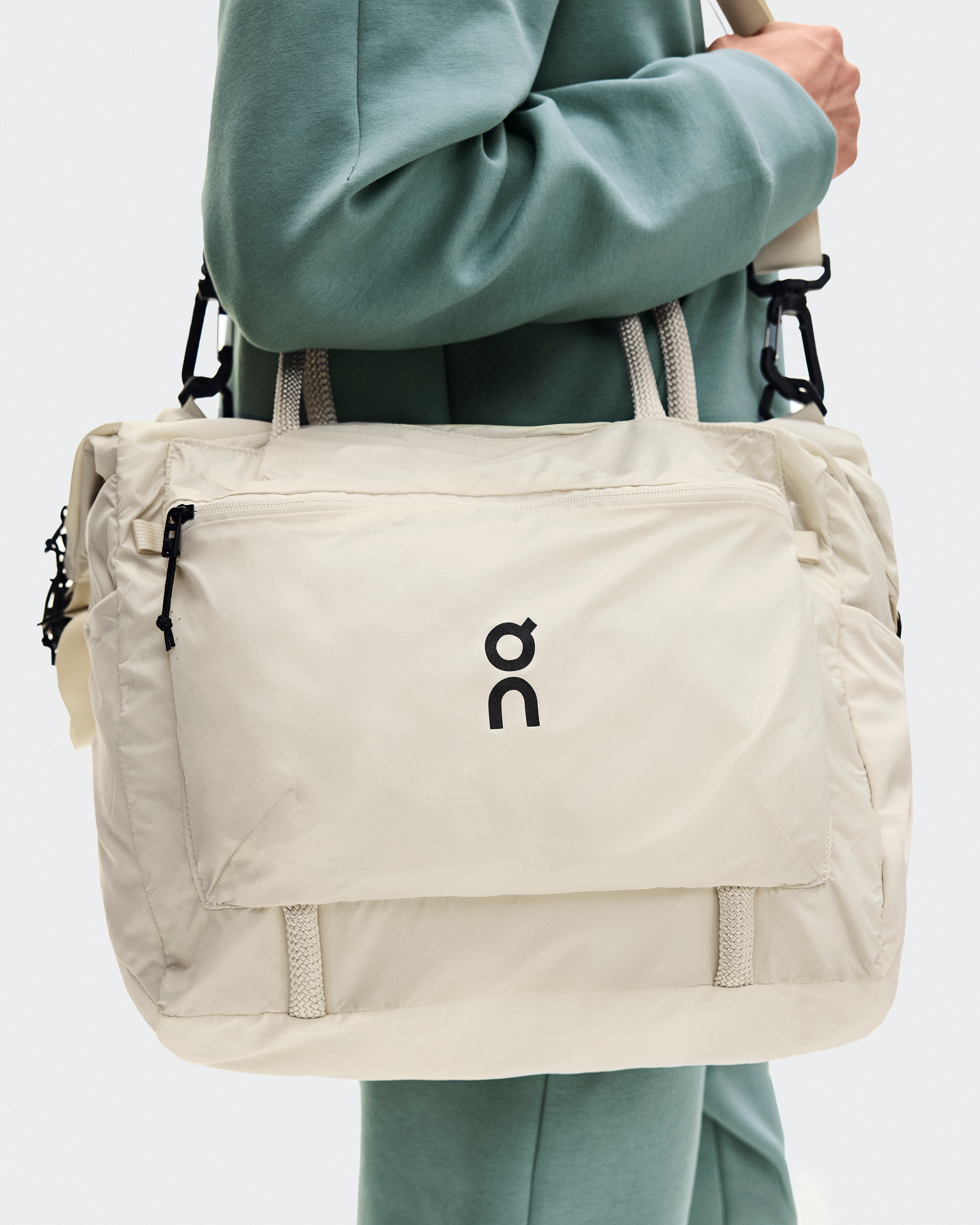 Track Pack 35L LiteUnisex / Cream