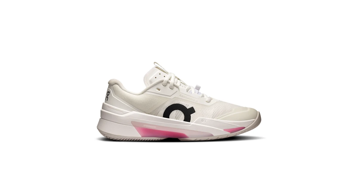 Women's THE ROGER Pro Fire | White | On Japan Women's THE ROGER Pro Fire | White | On Japan