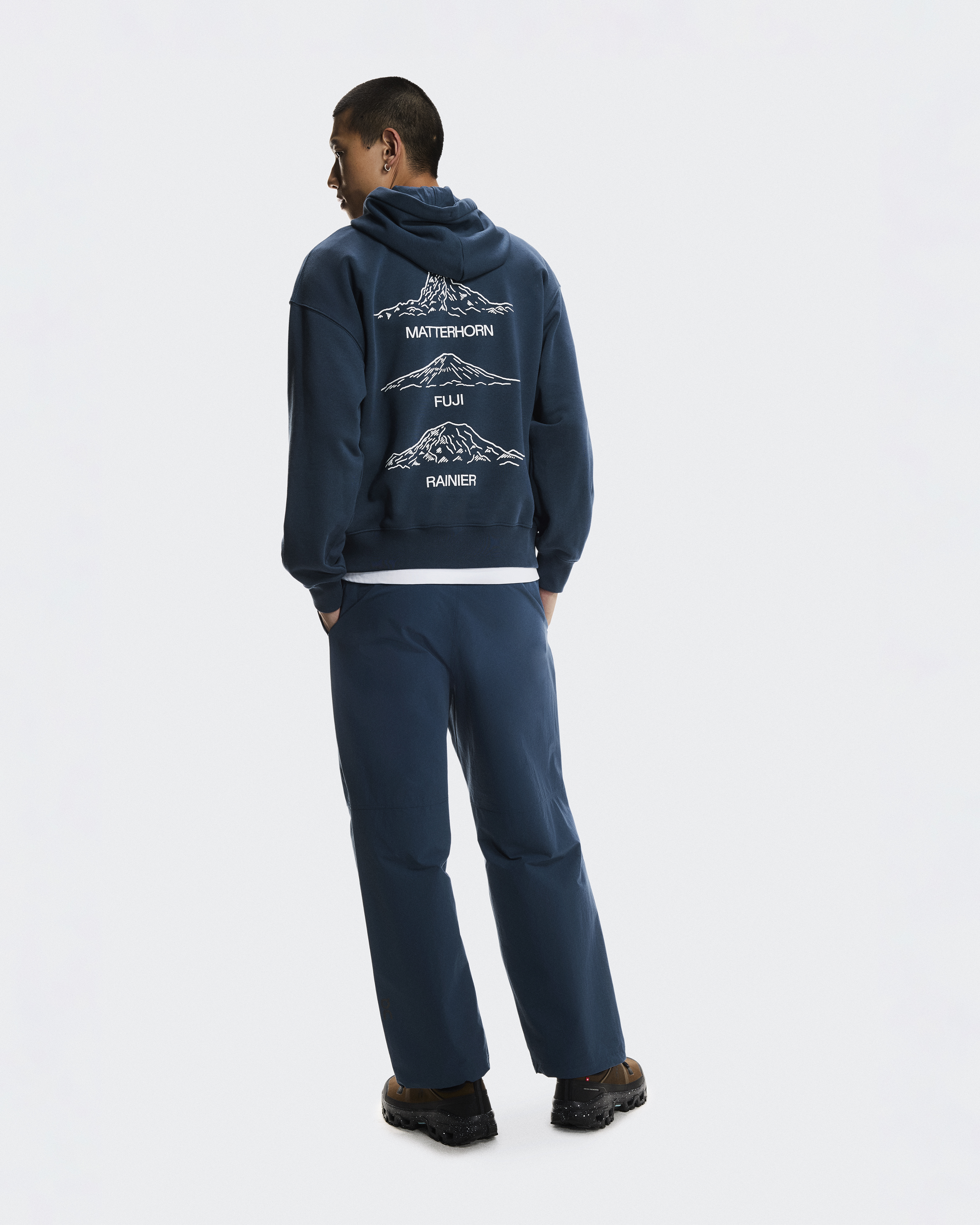 メンズ Trek Pants BEAMS REI | ブルー | On 日本