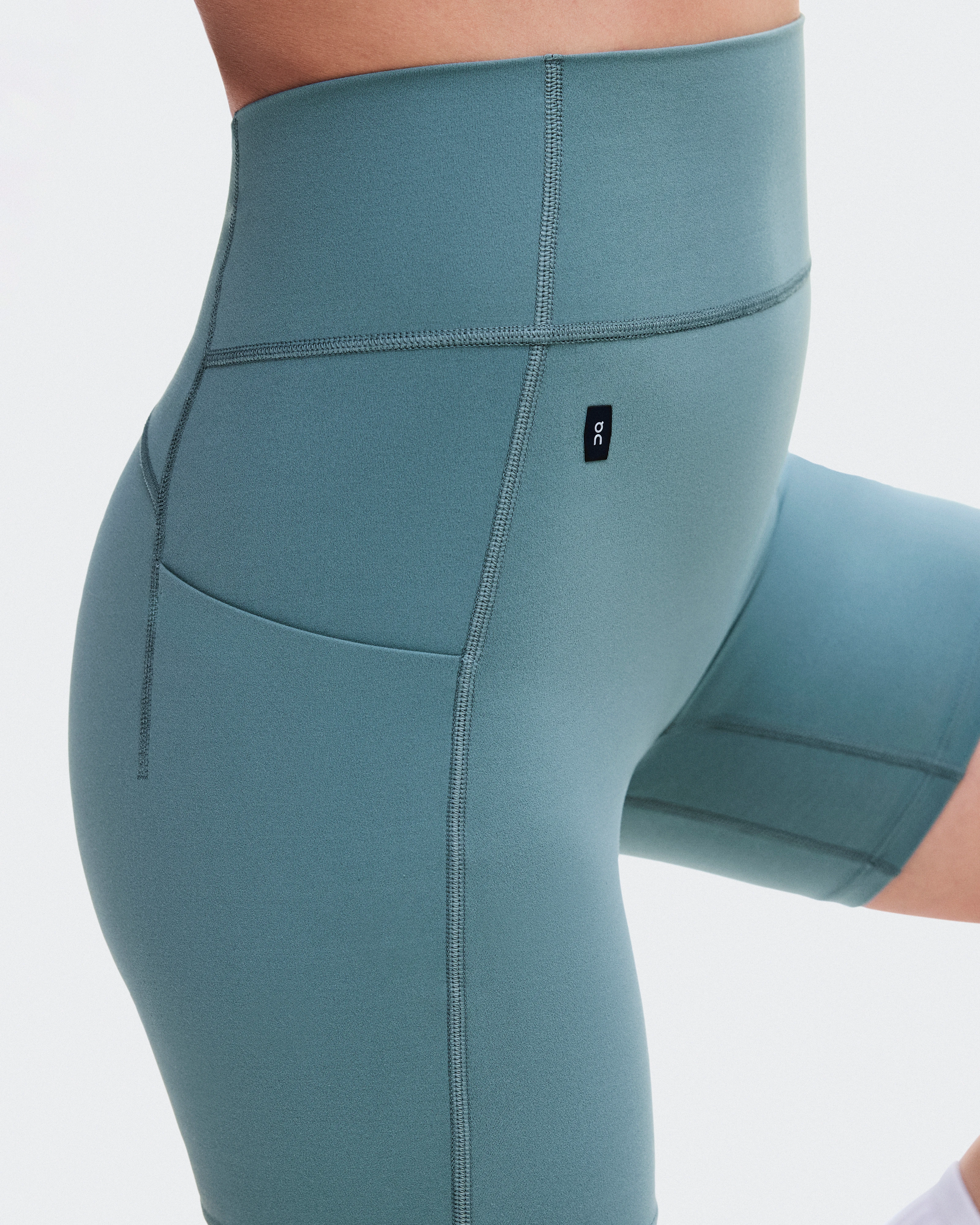 On Studio Leggings Short 6" Agave Damen Tights & Leggings