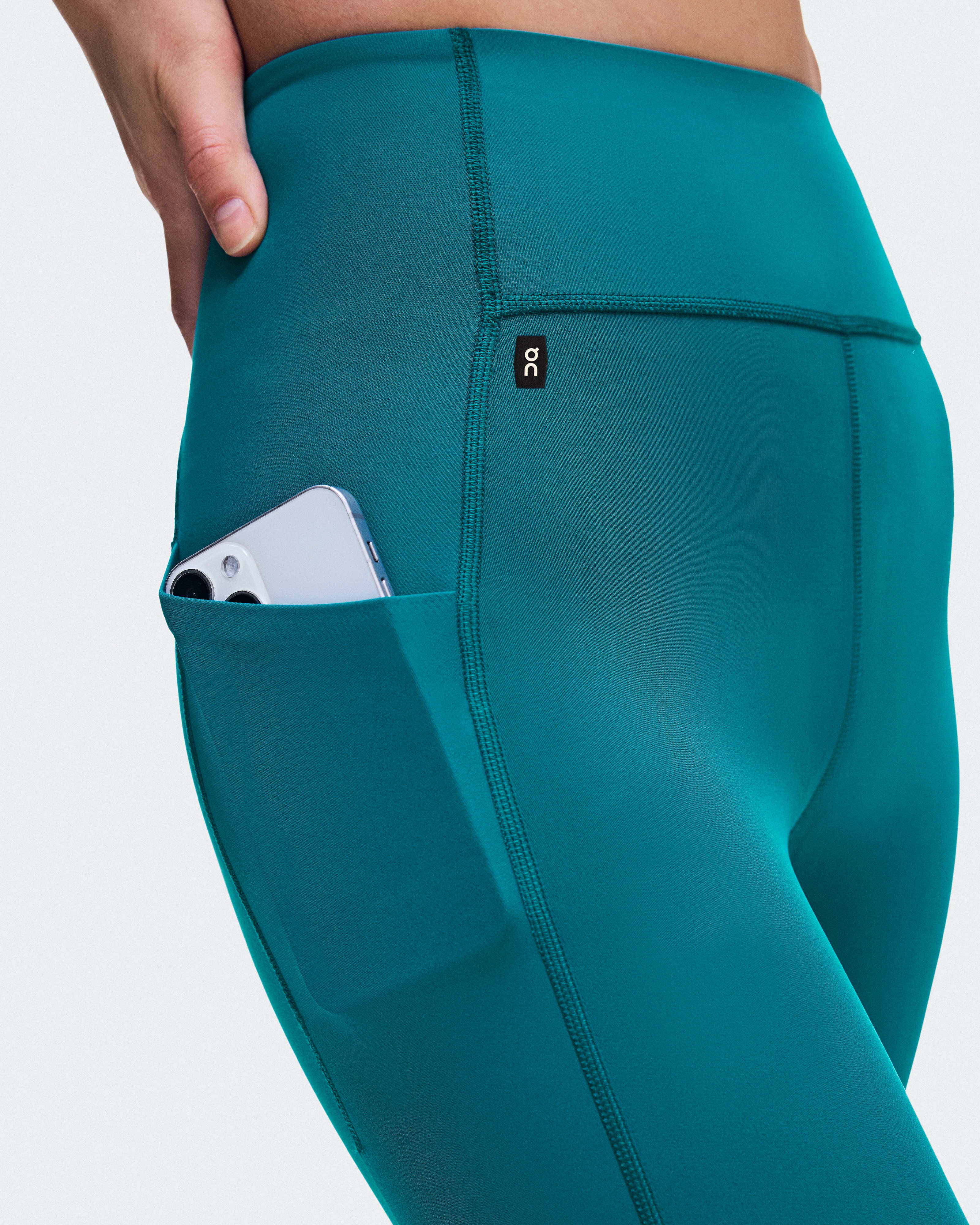 On Train Tights Abyss Women Tights