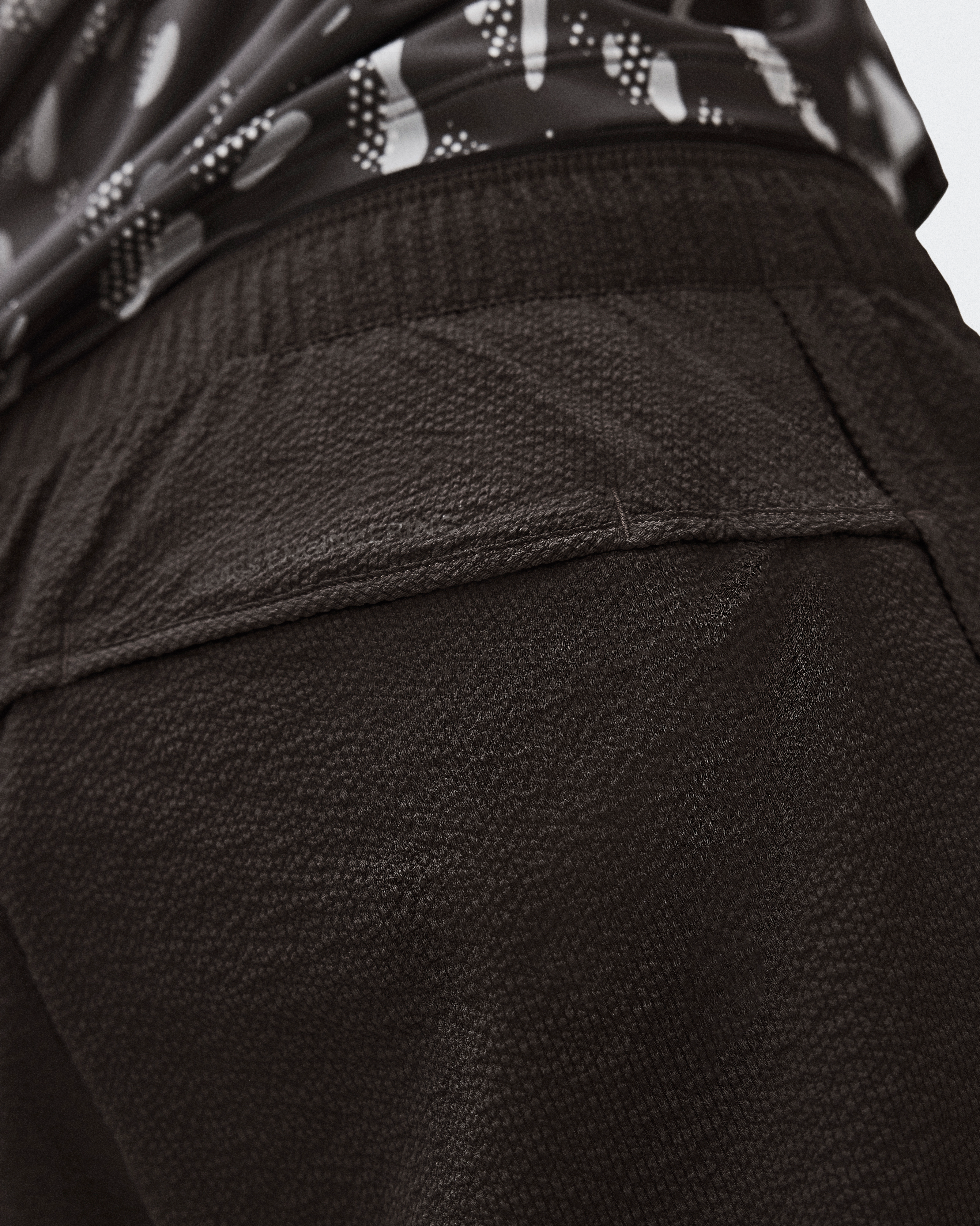Performance Volt ShortsMen / Espresso / L