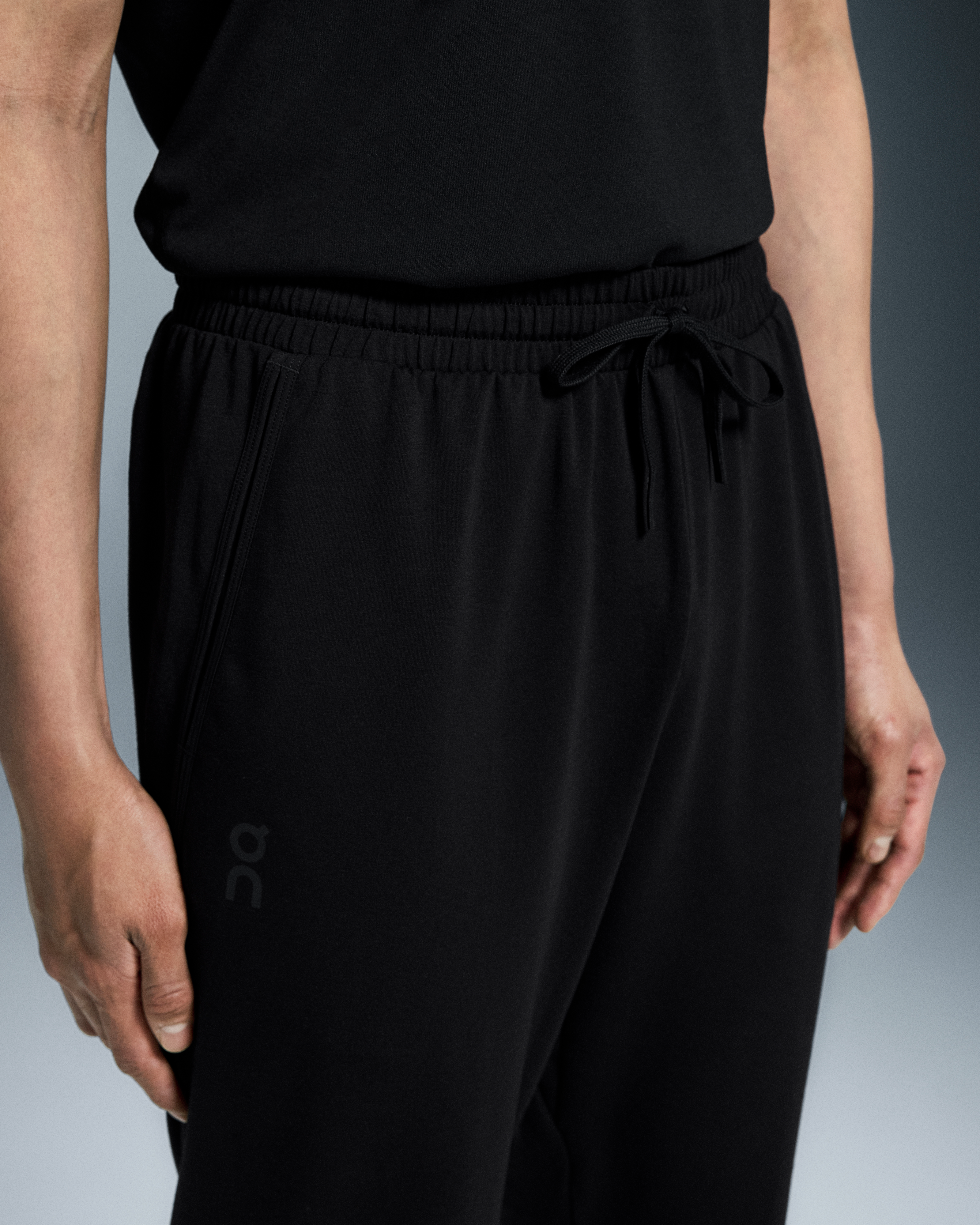 Studio JoggersMen / Black / L