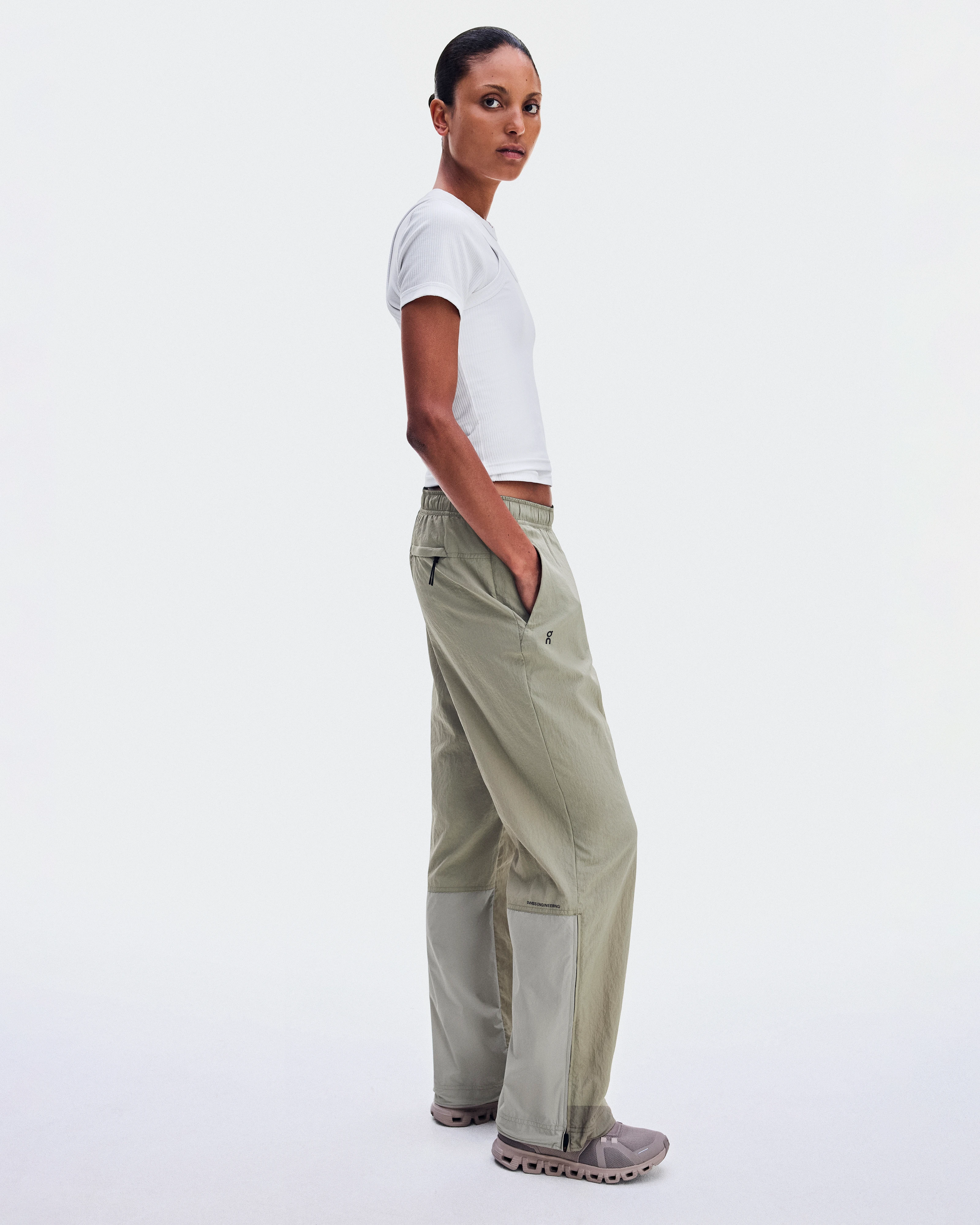 On All-Day Track Pants Vetiver & Brume Women – Elevated essential Pants
