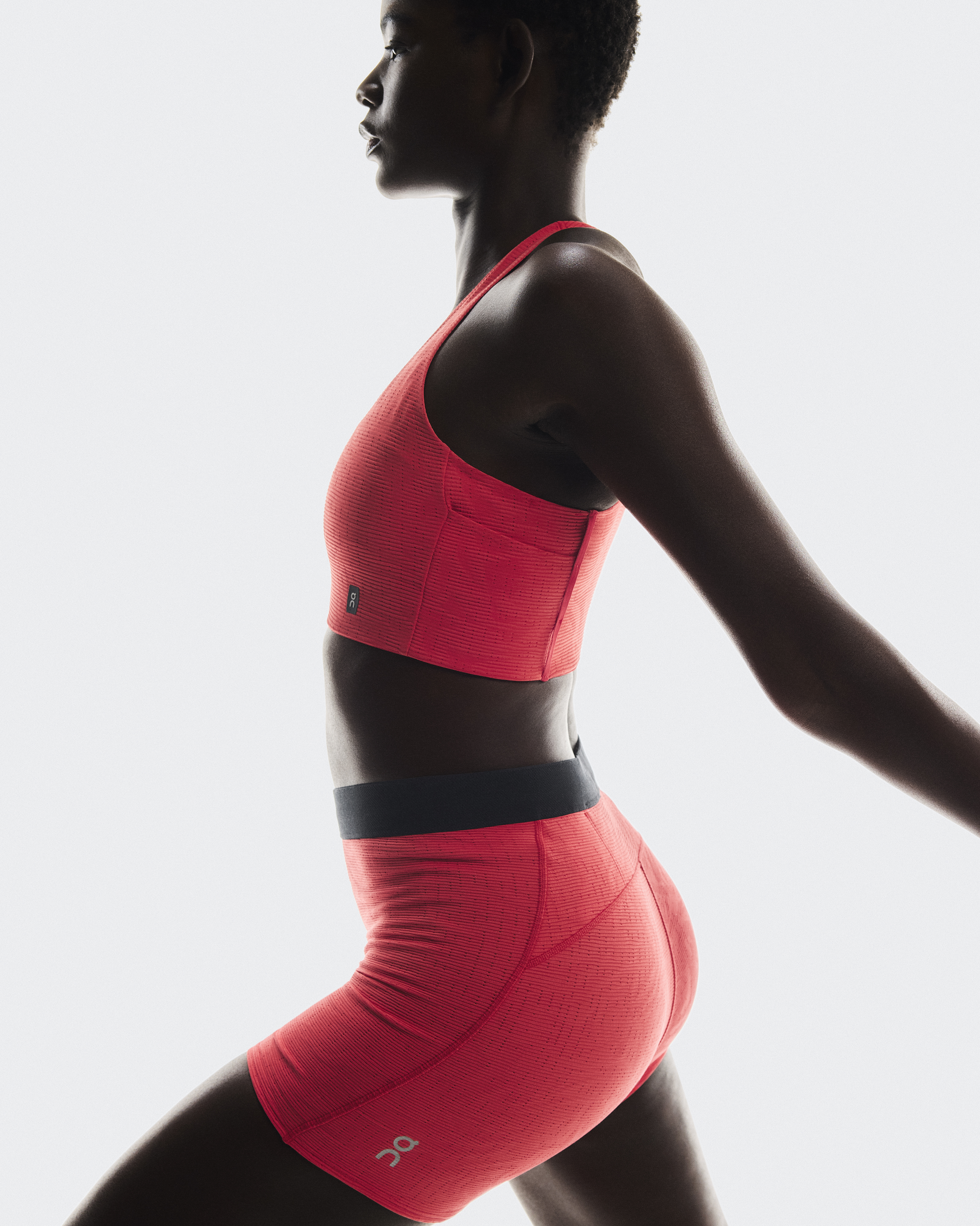 ウィメンズ Pace Tights Short | レッド | On 日本