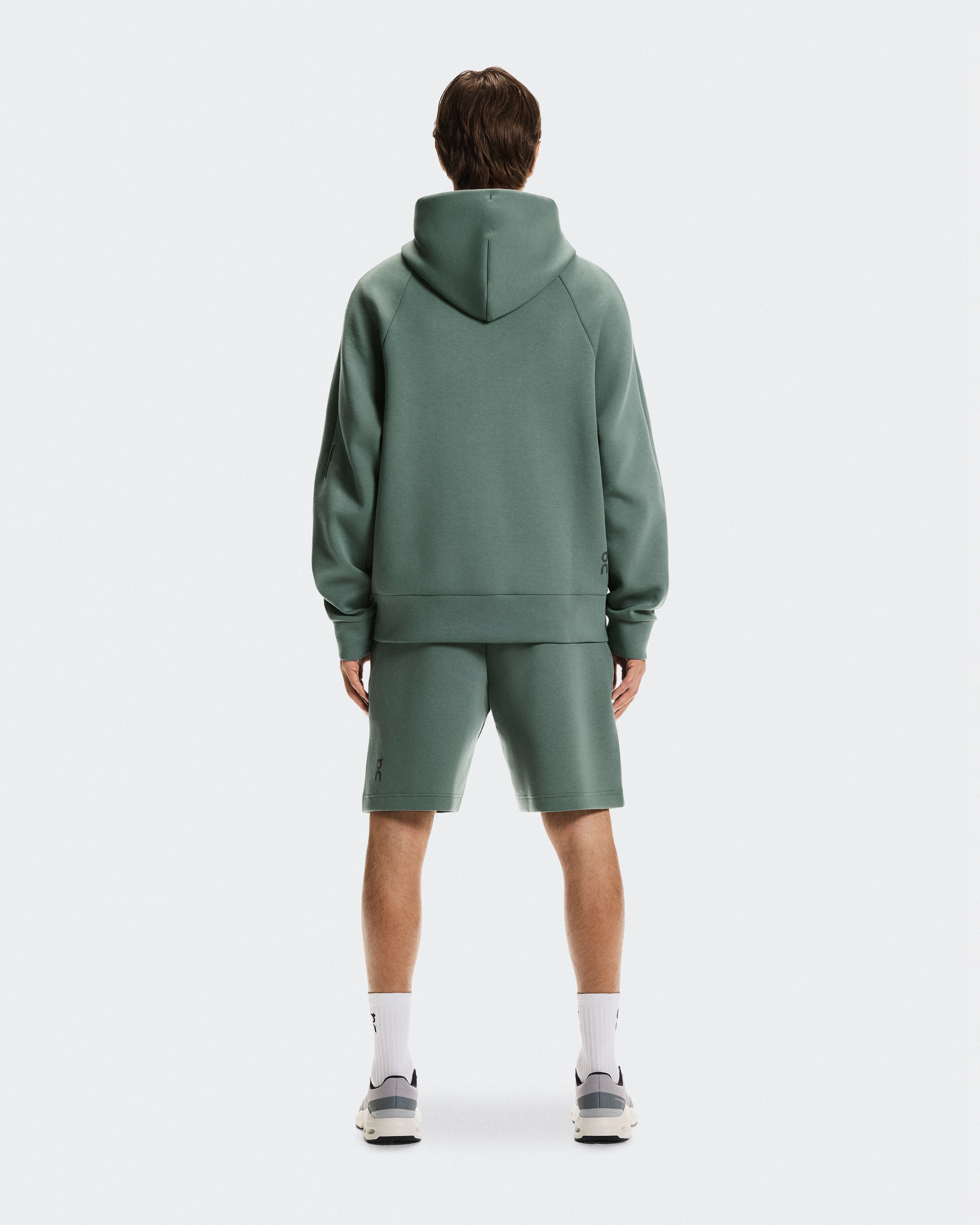 On Focus Tech Shorts Olive Men Shorts