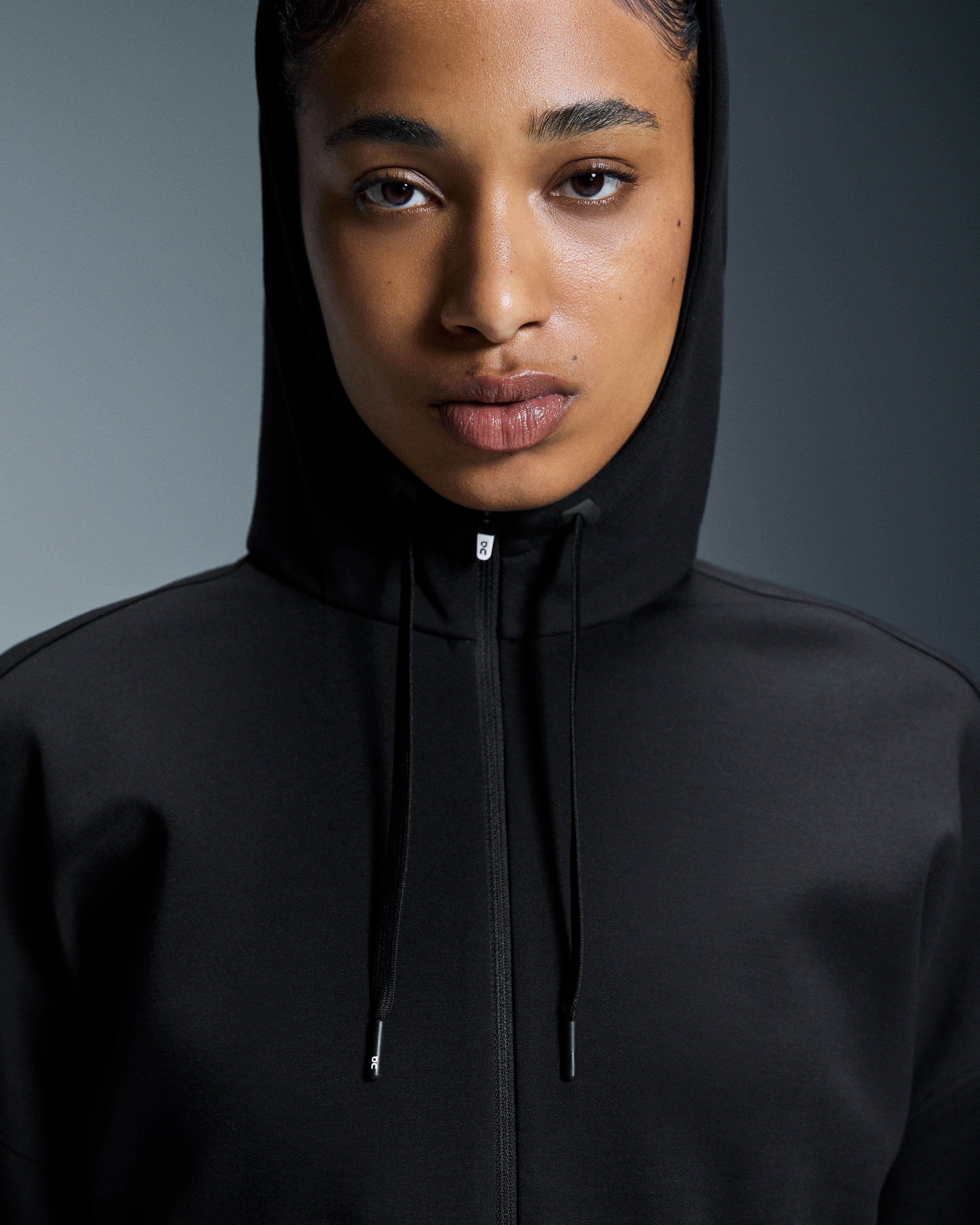 Zipped HoodieWomen / Black / L
