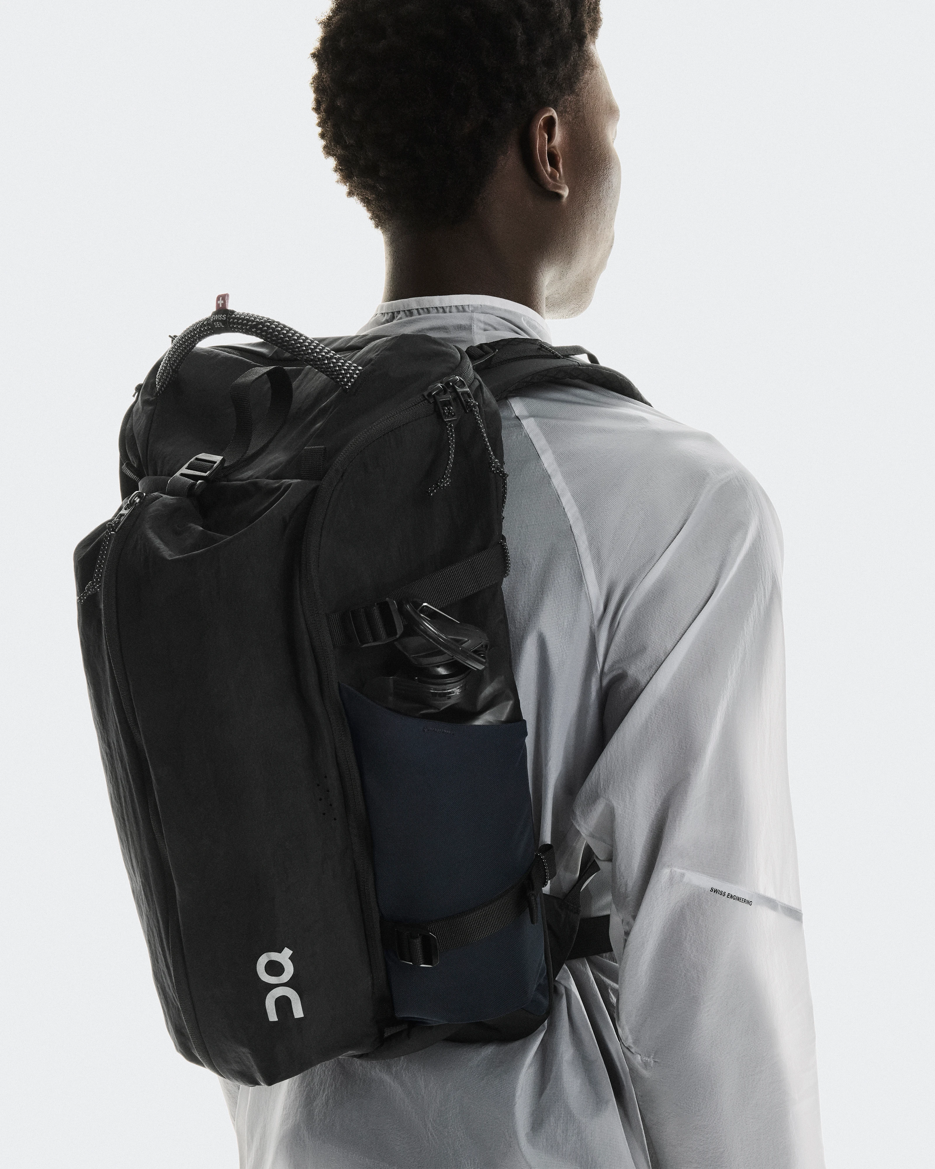 On Speed Pack 30L Magnet & Black Unisex Bags