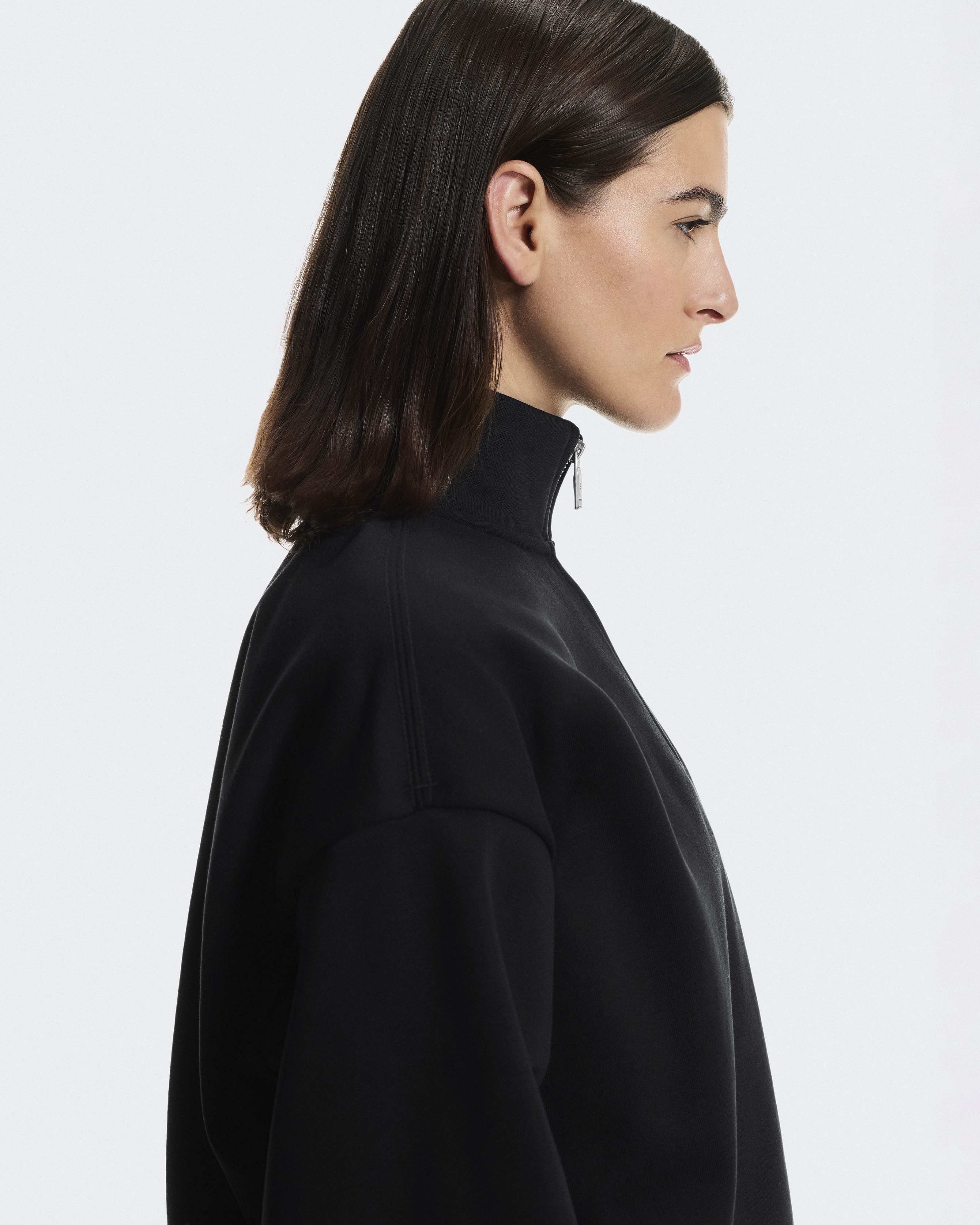 Women's Club Collective 1/4 Zip | Black | On Japan