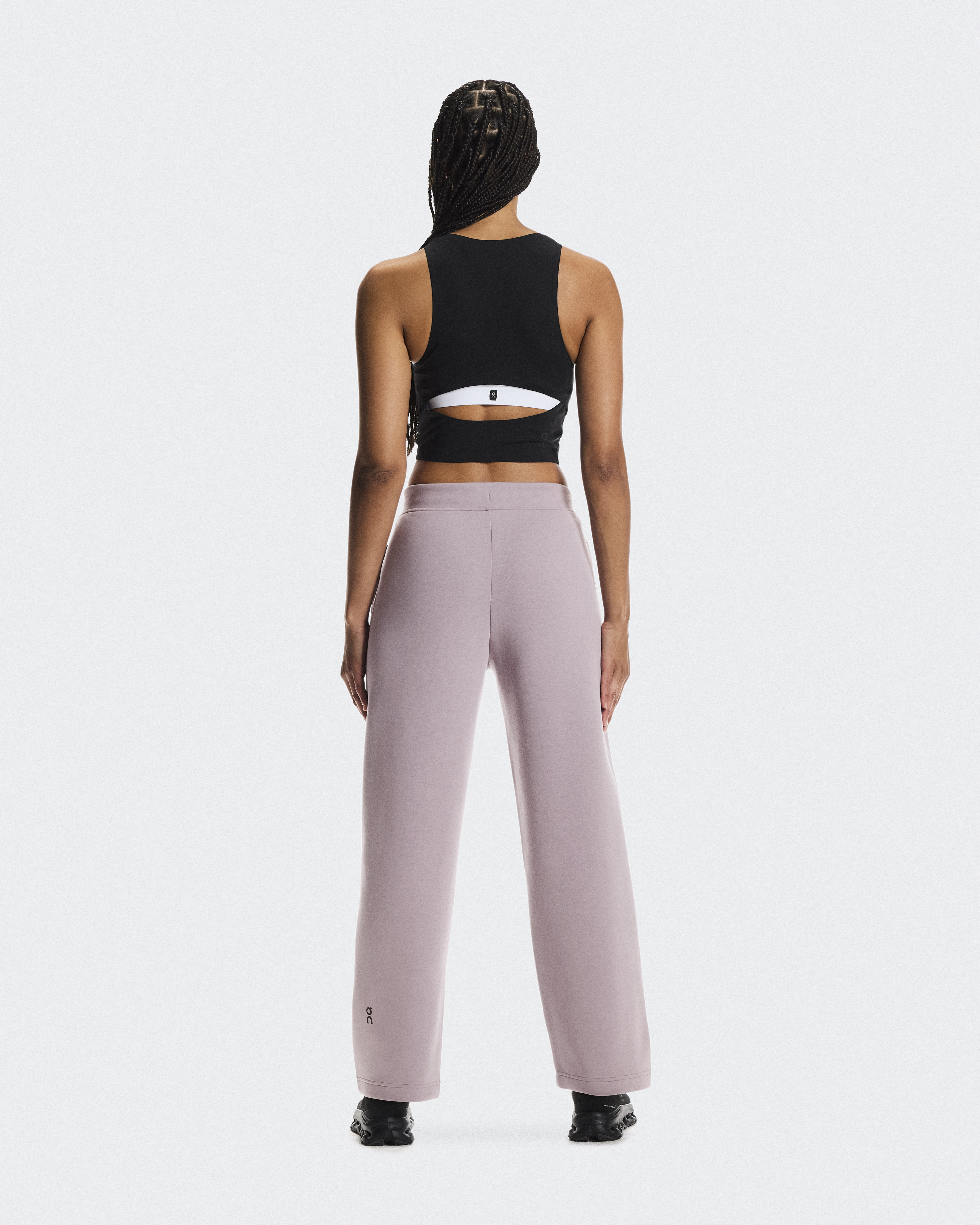 Focus Tech Sweatpants: Women's Versatile Sweatpants | On | On Canada