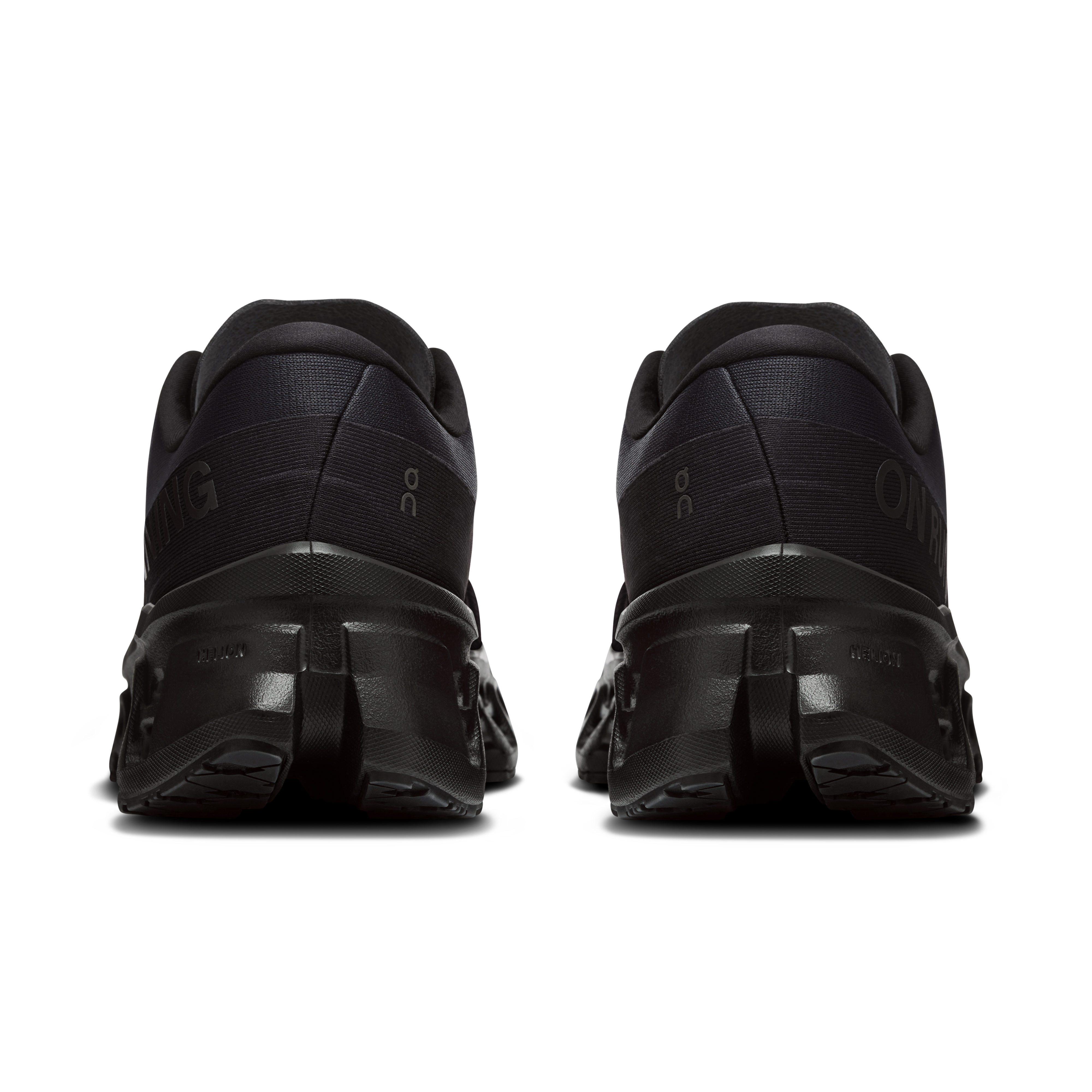 Cloudmonster 3Men / Black | Black / 40