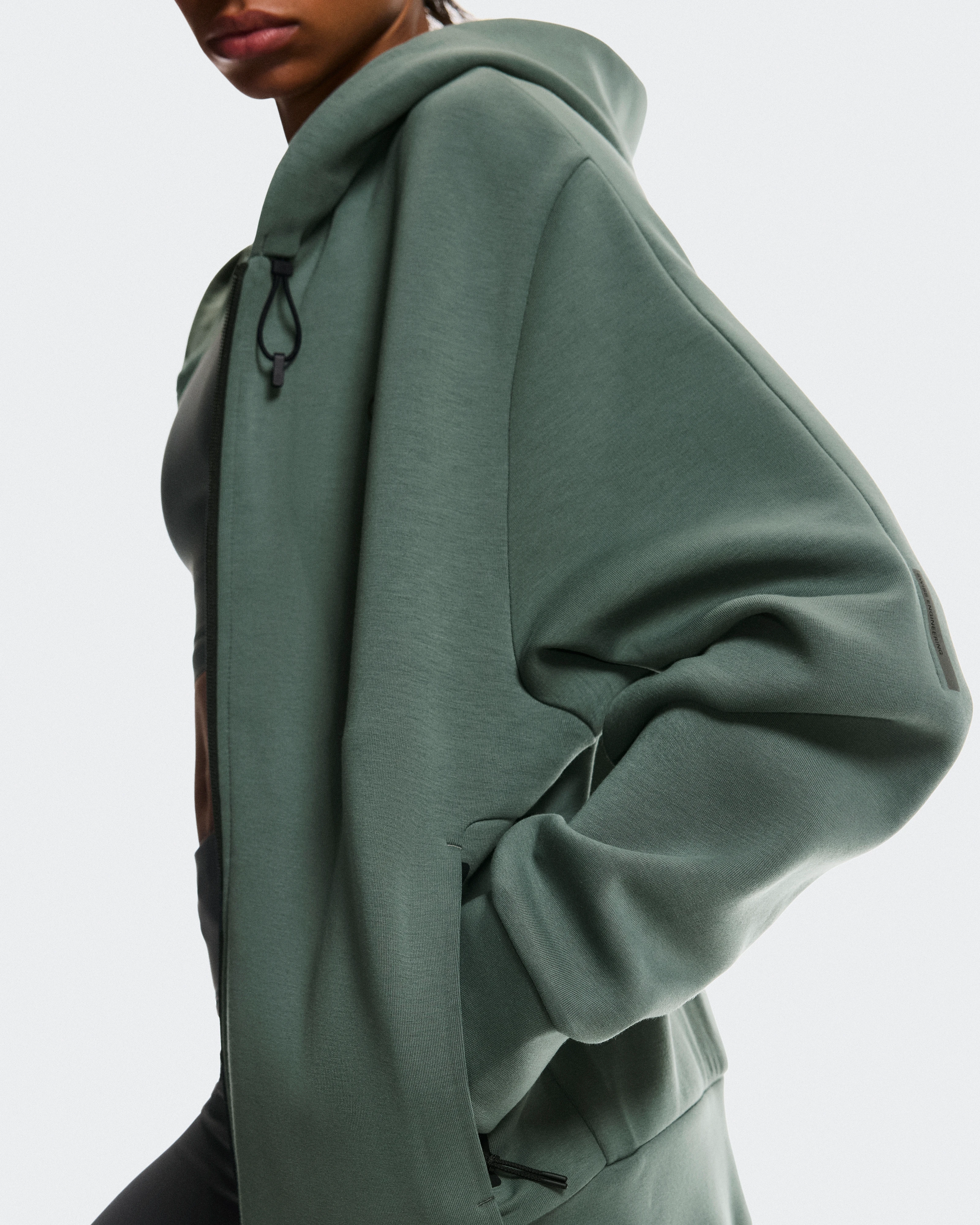 On Focus Tech Zip Hoodie Olive Mujer Sudaderas con y sin capucha