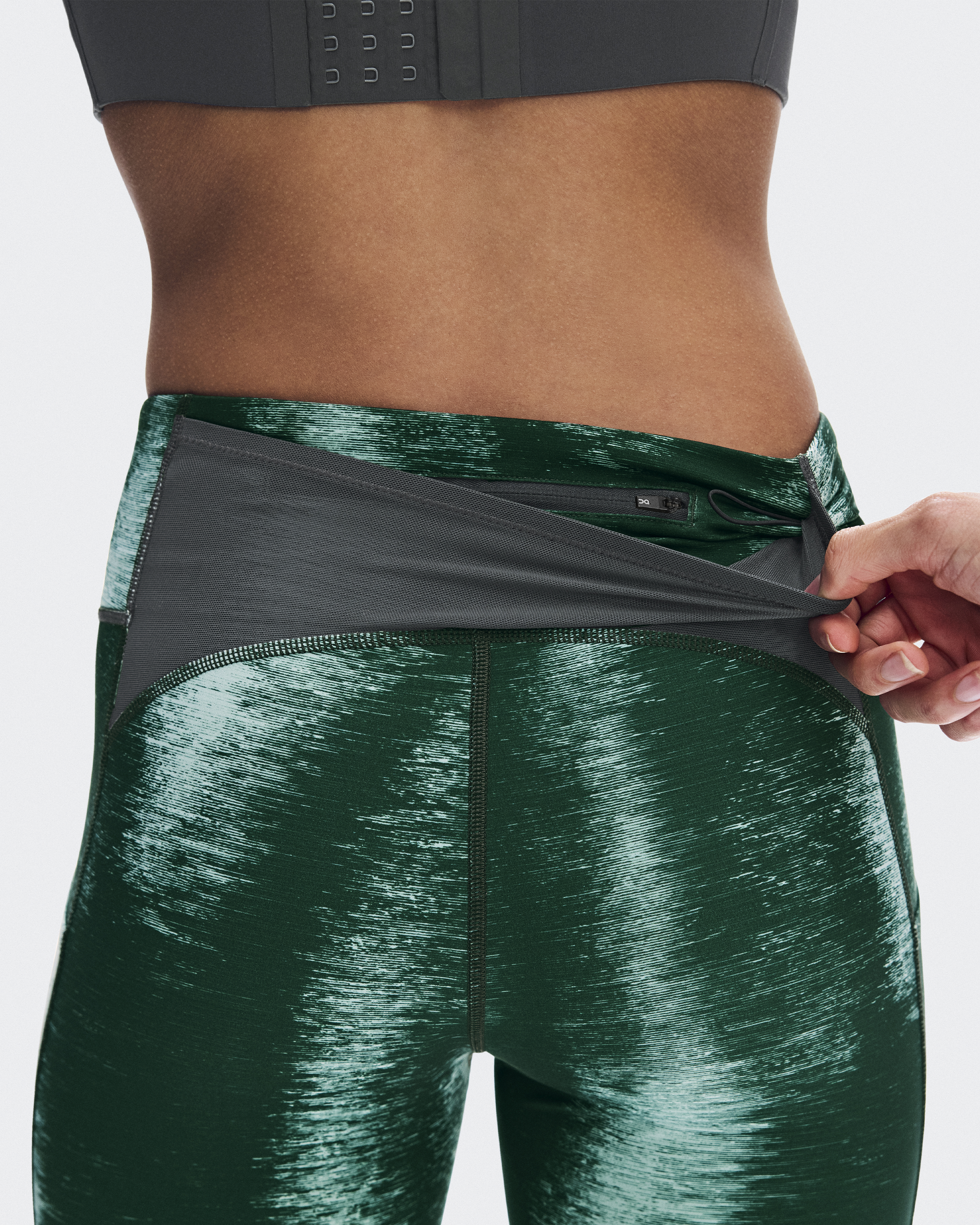 ウィメンズ Performance Tights Terra | グリーン | On 日本
