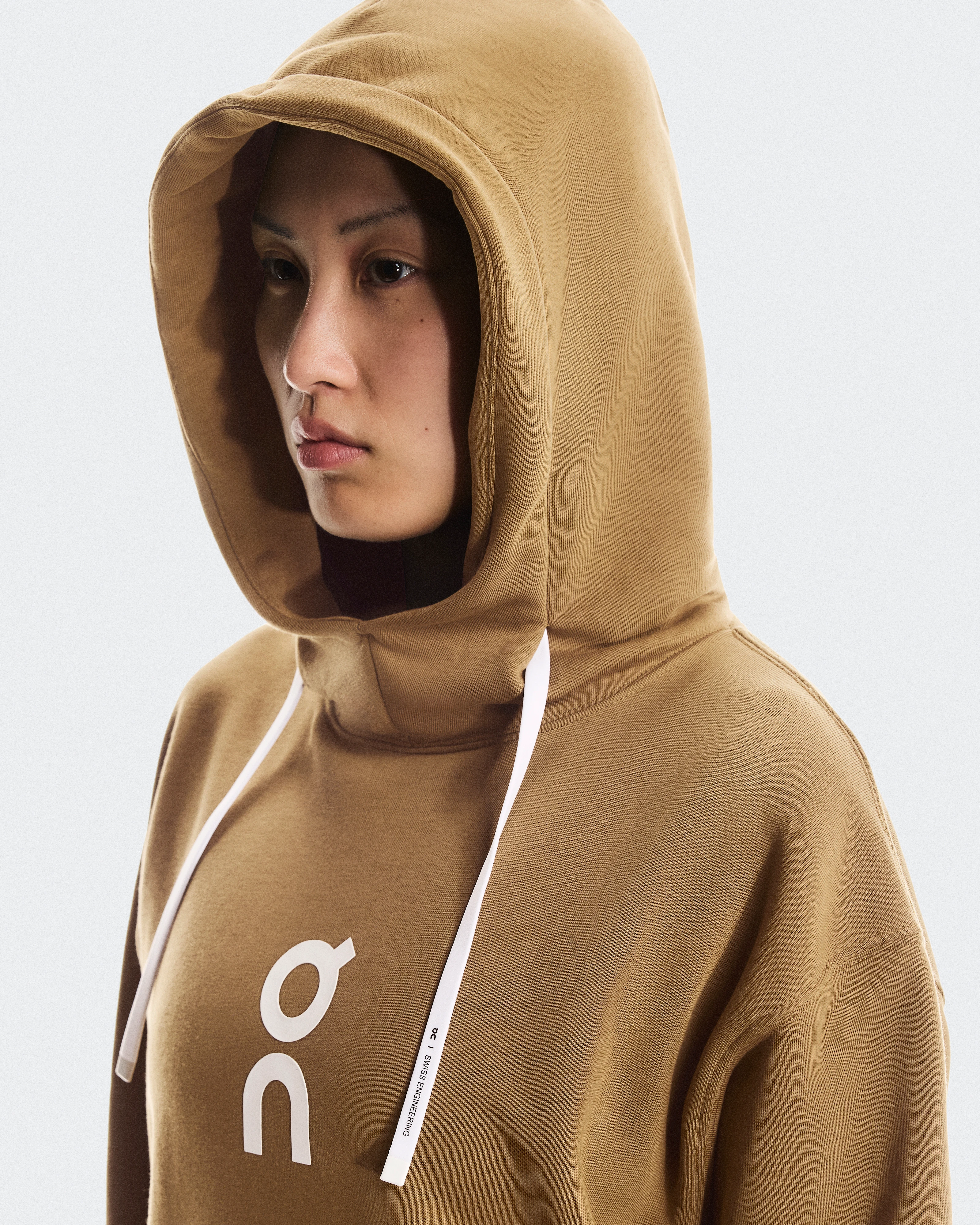On Club Hoodie Nutmeg Women Hoodies and sweatshirts
