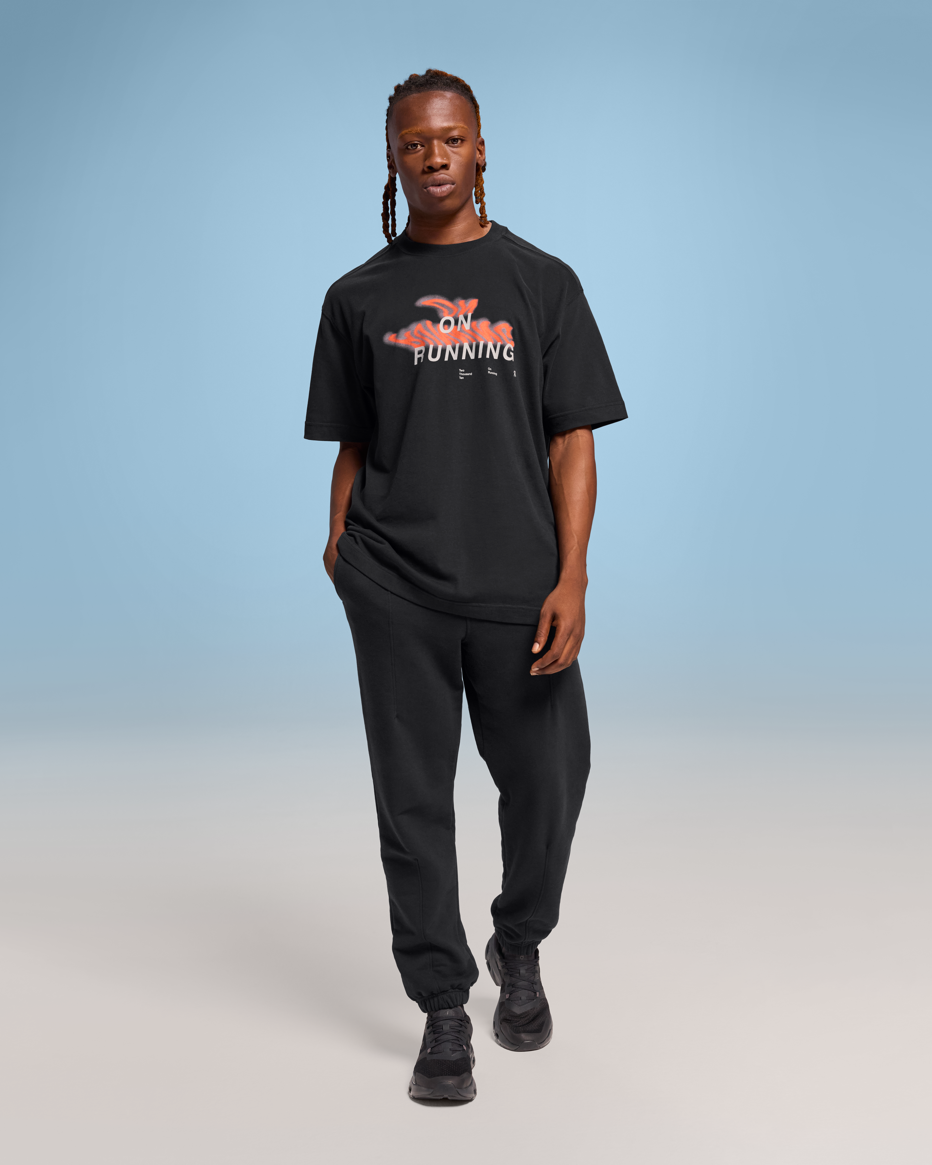 On Club-T Flow Black Men Tops and t-shirts