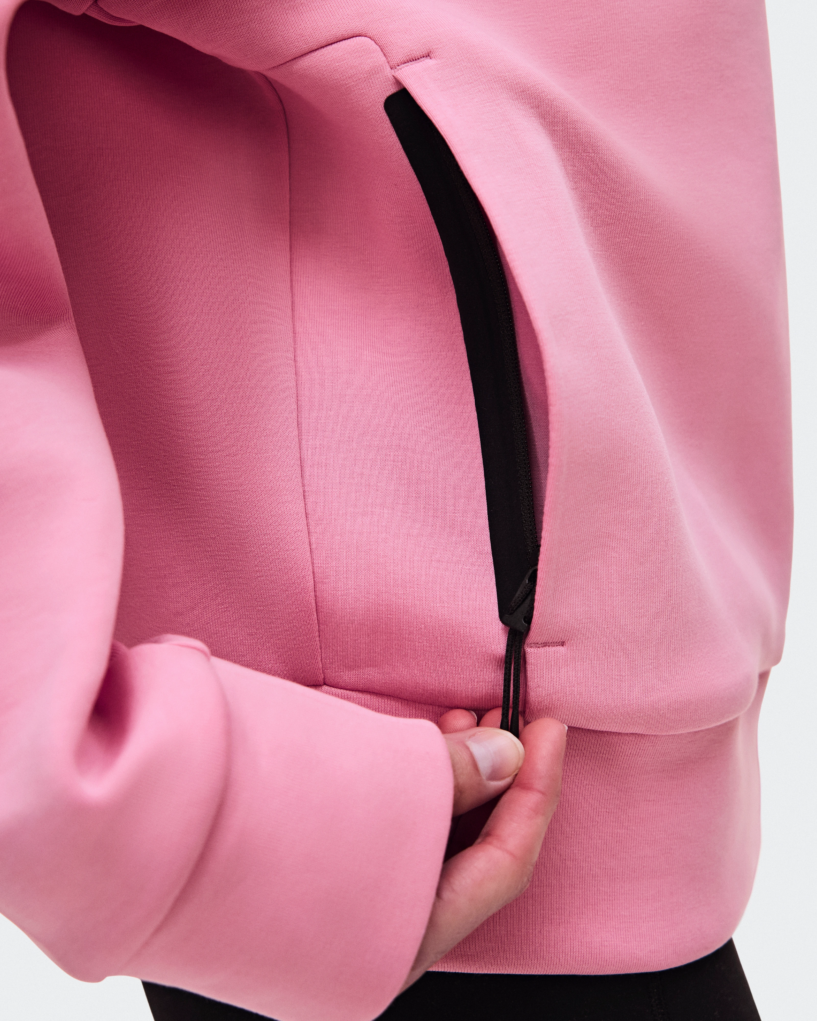 On Focus Tech Zip Hoodie Magnolia Women Hoodies and sweatshirts