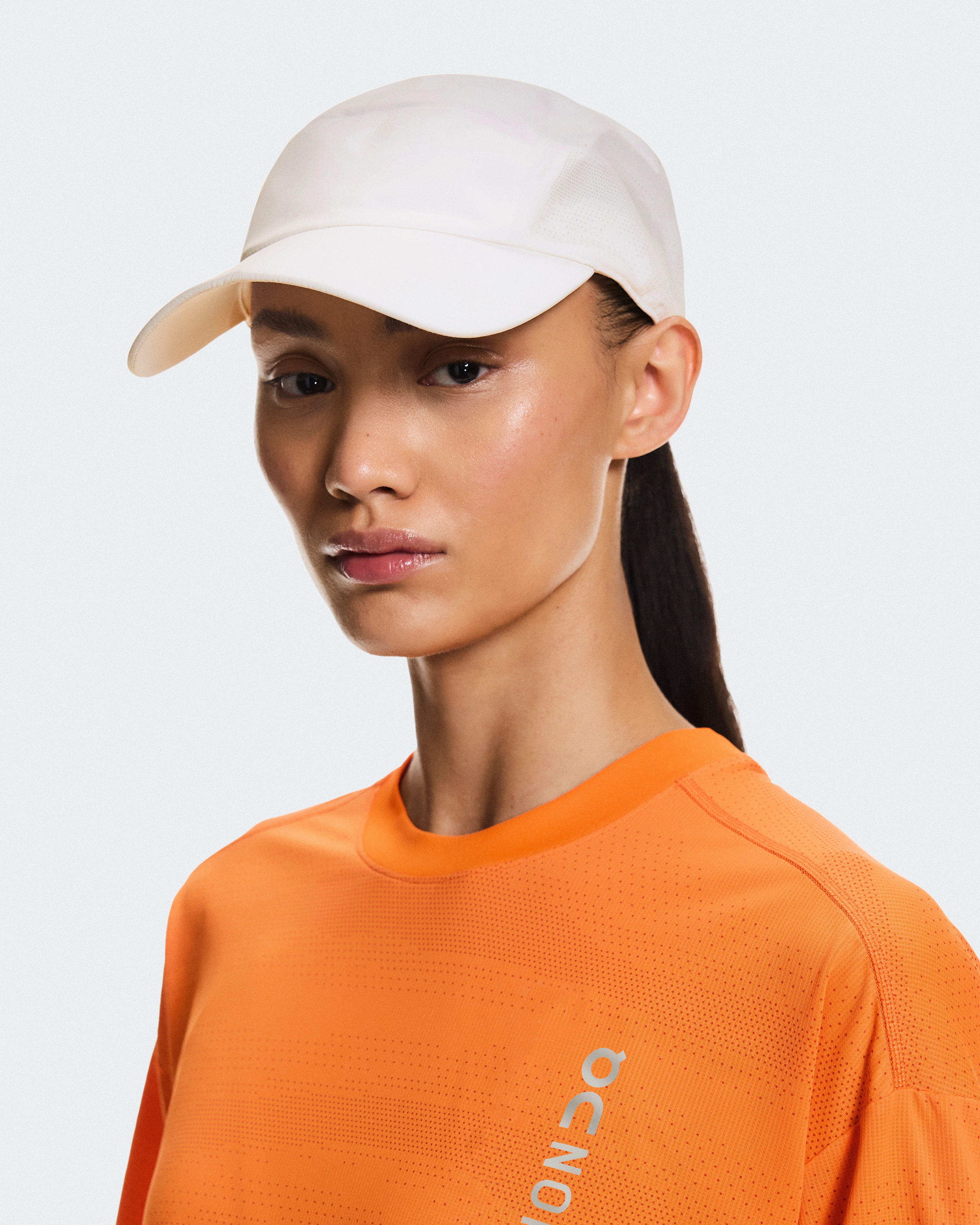 On Lightweight Cap Erewhon Ivory Unisex Headwear