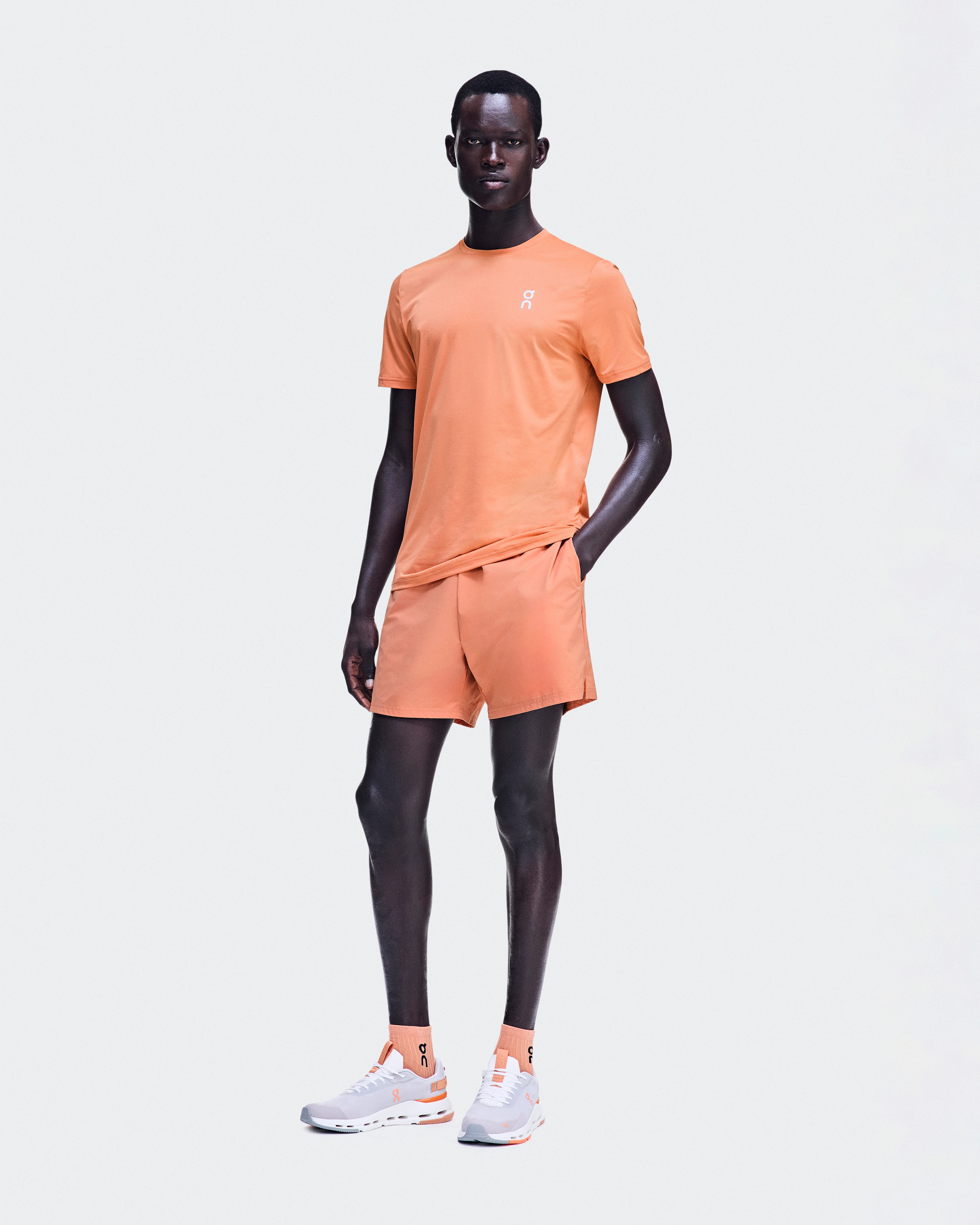 On 5" Core Shorts Sandstone Men Shorts