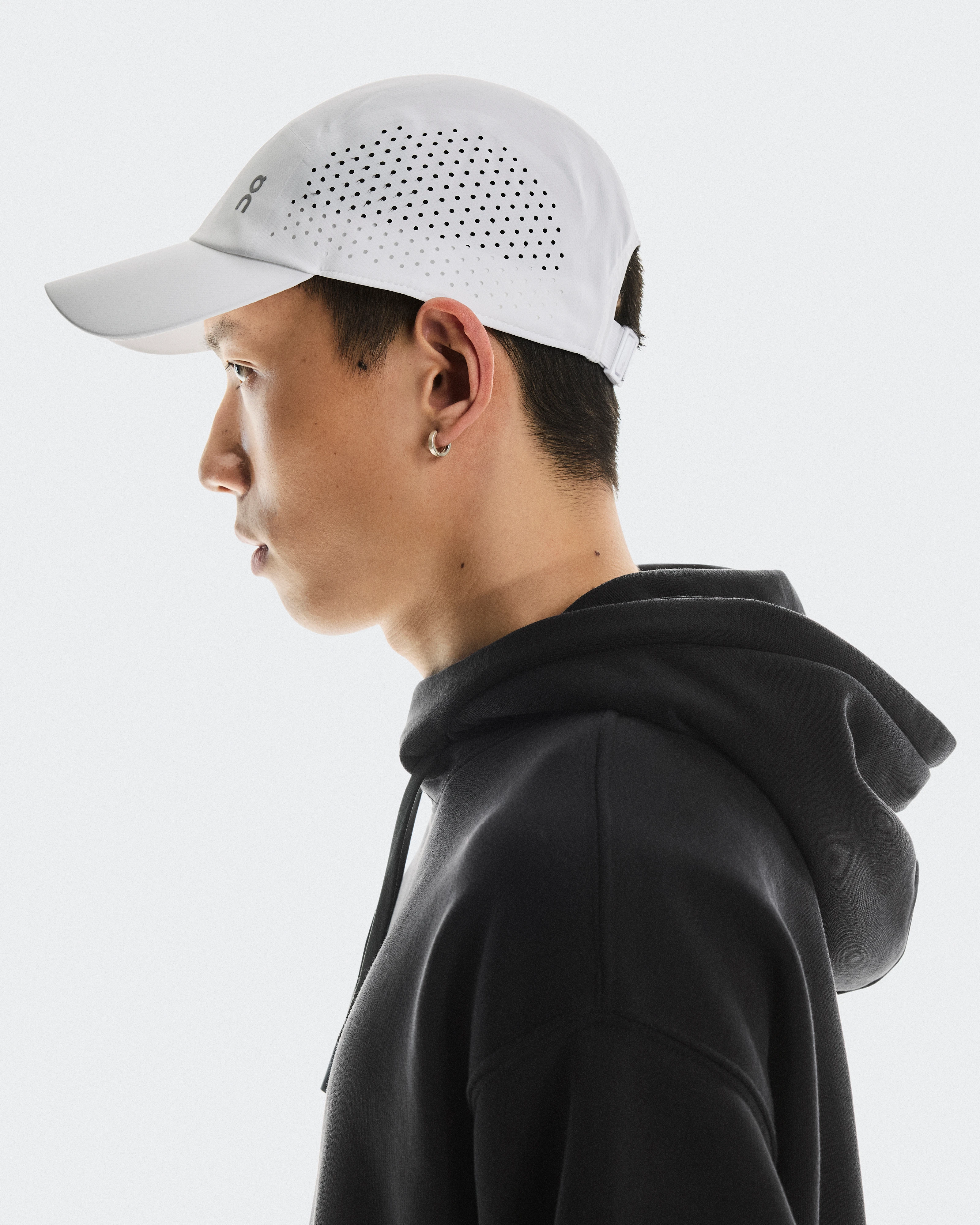 On Lightweight Cap White Unisex Headwear