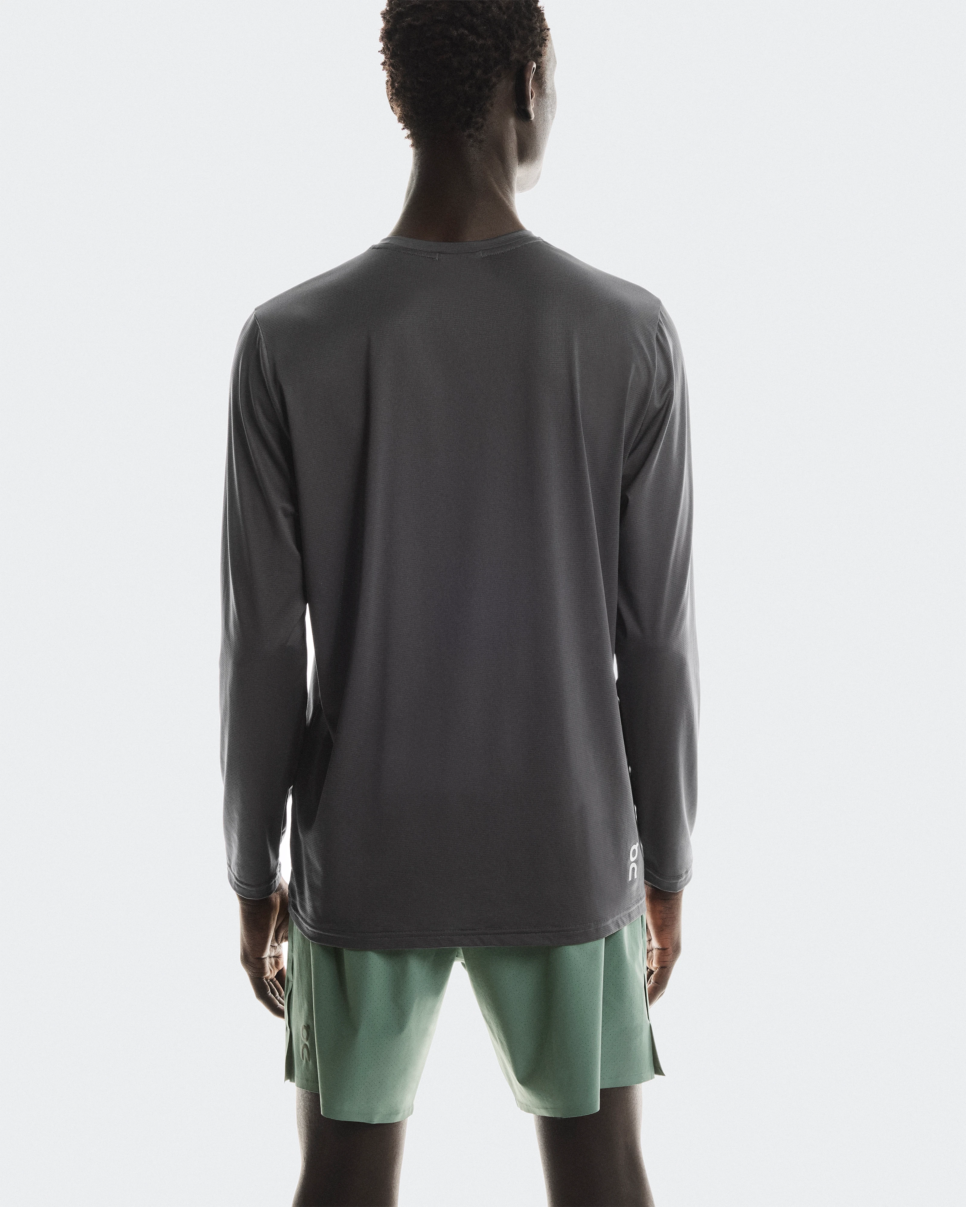On 7" Performance Shorts Olive Men Shorts