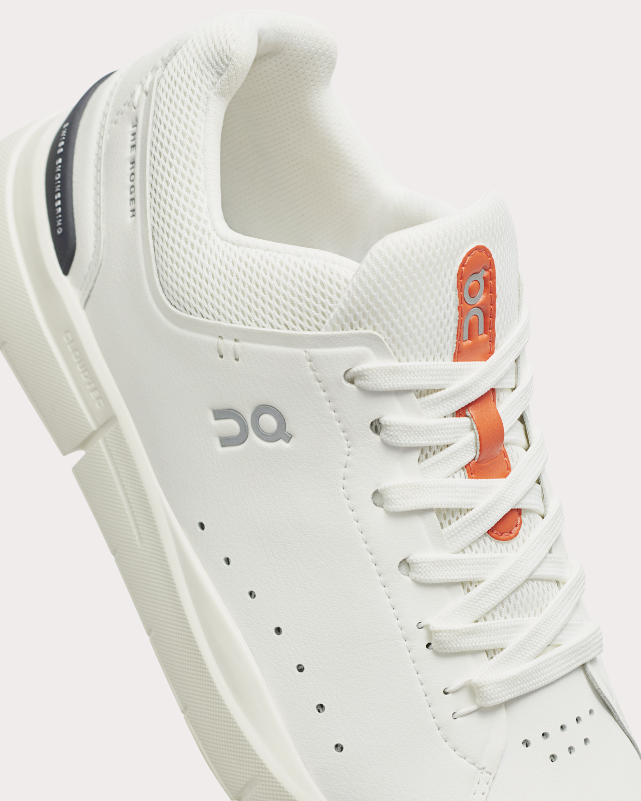 THE ROGER Advantage W | On United States