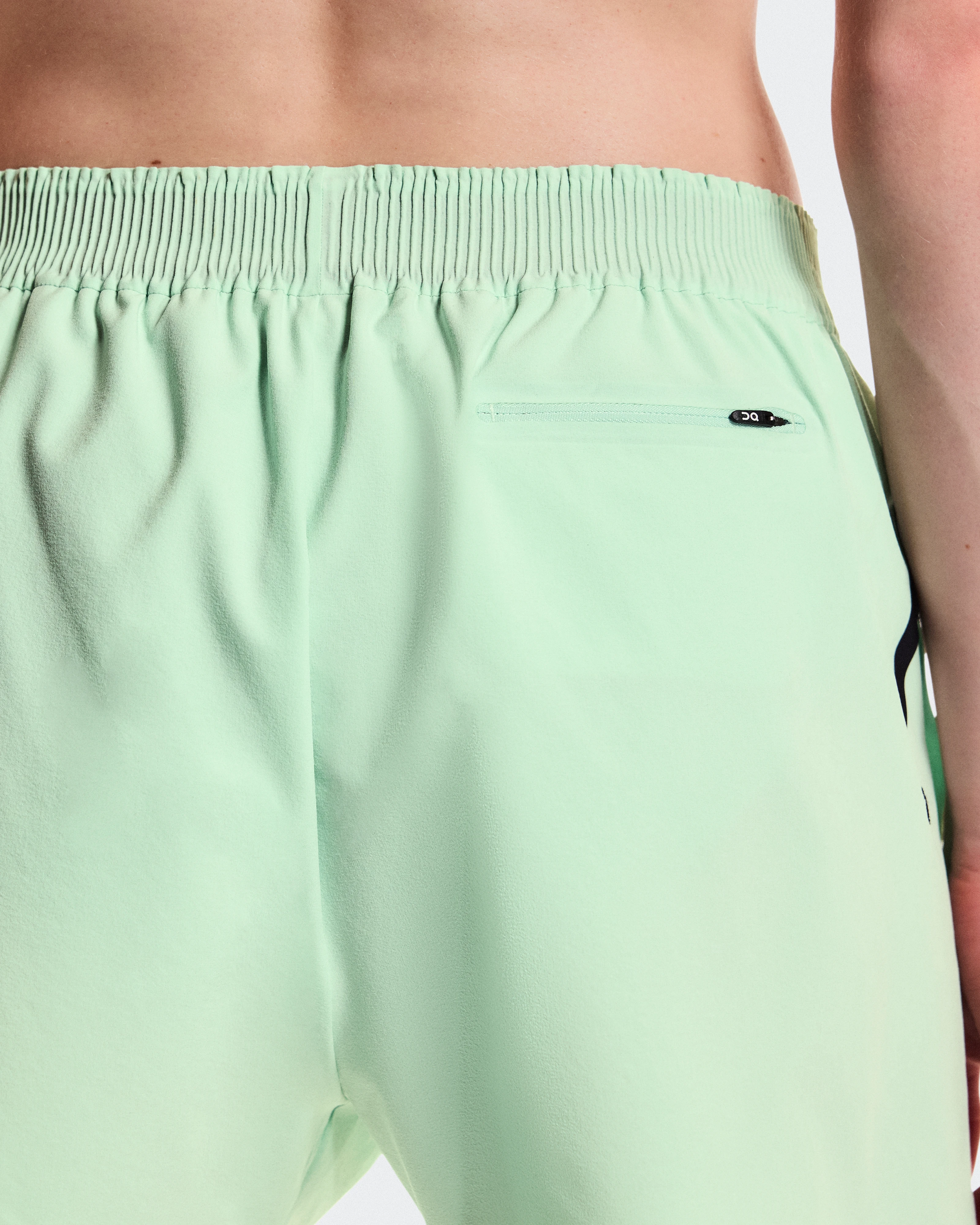 On Train Shorts Creek Women Shorts