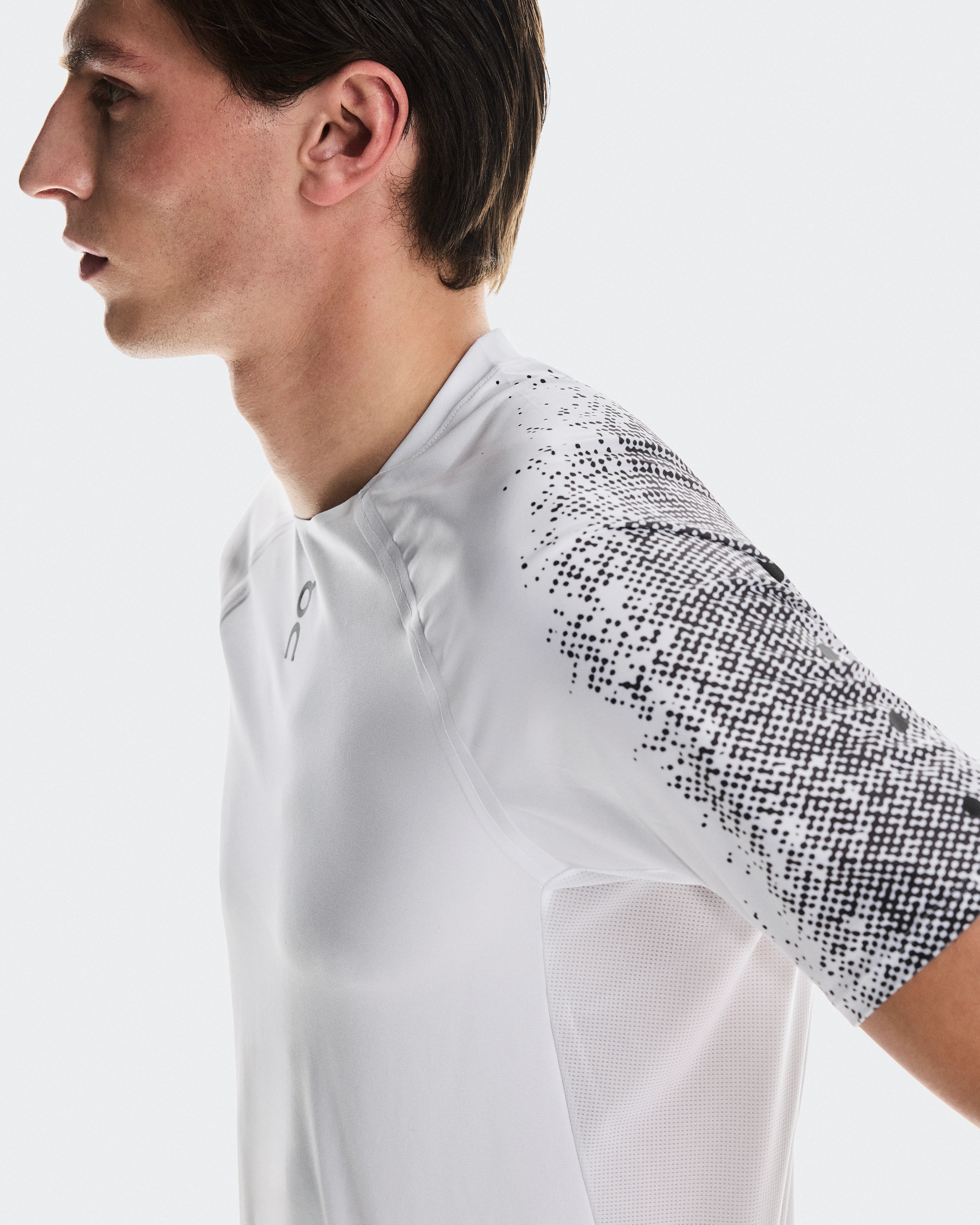 On Ultra-T White & Iron Men Tops and t-shirts