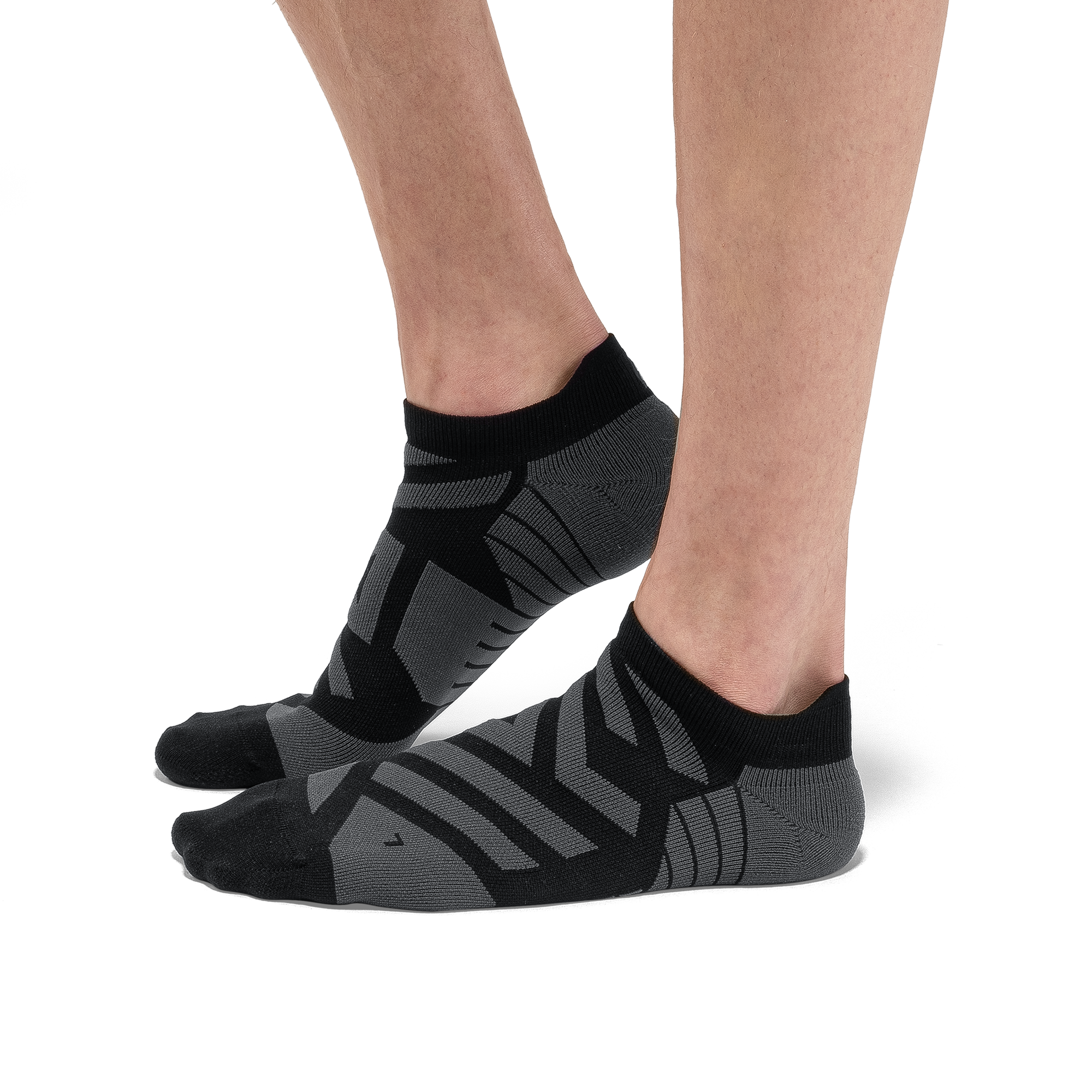 Men's Performance Low Sock | Black & Shadow | On United States