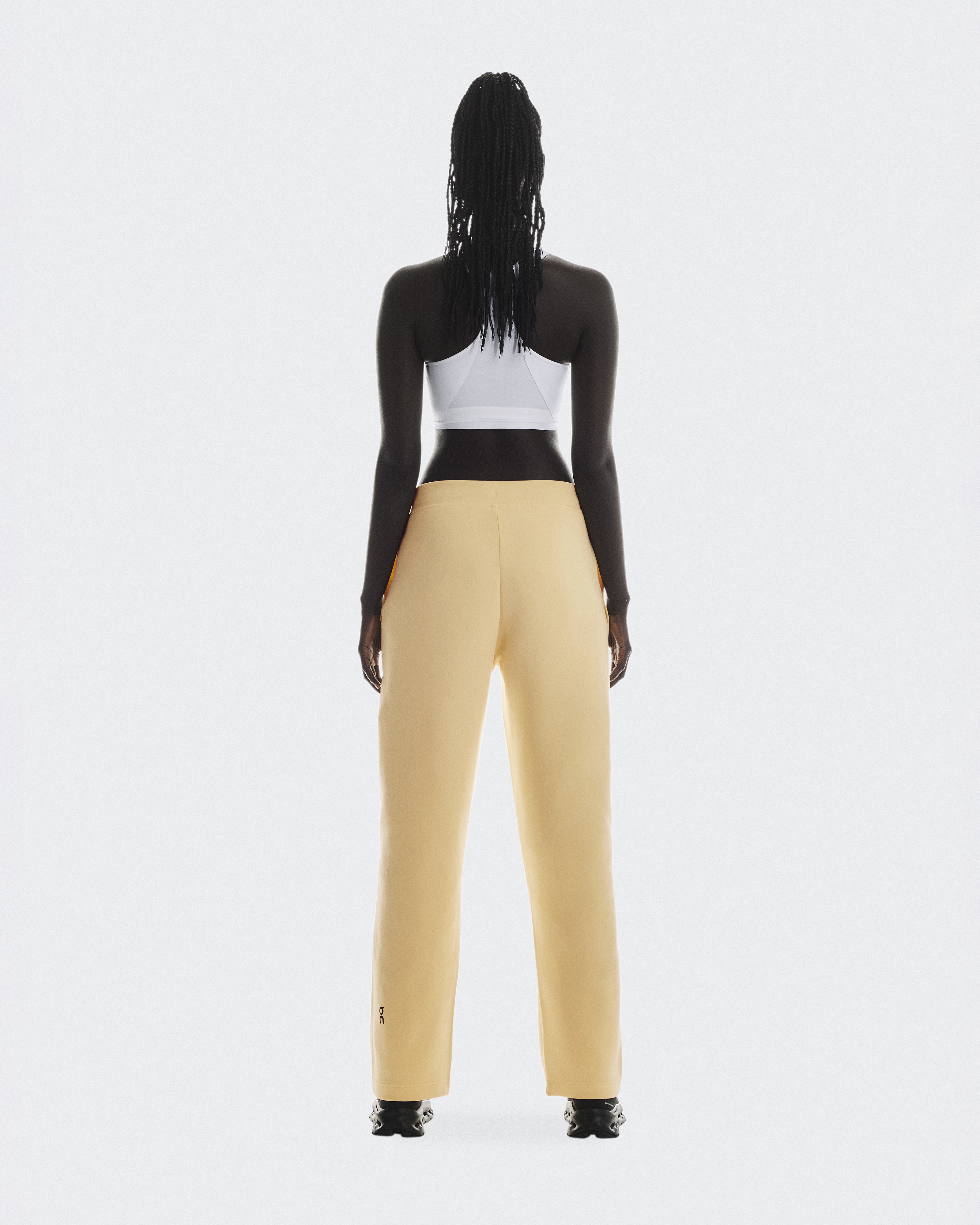 Women's Focus Tech Sweatpants | Yellow | On South Korea