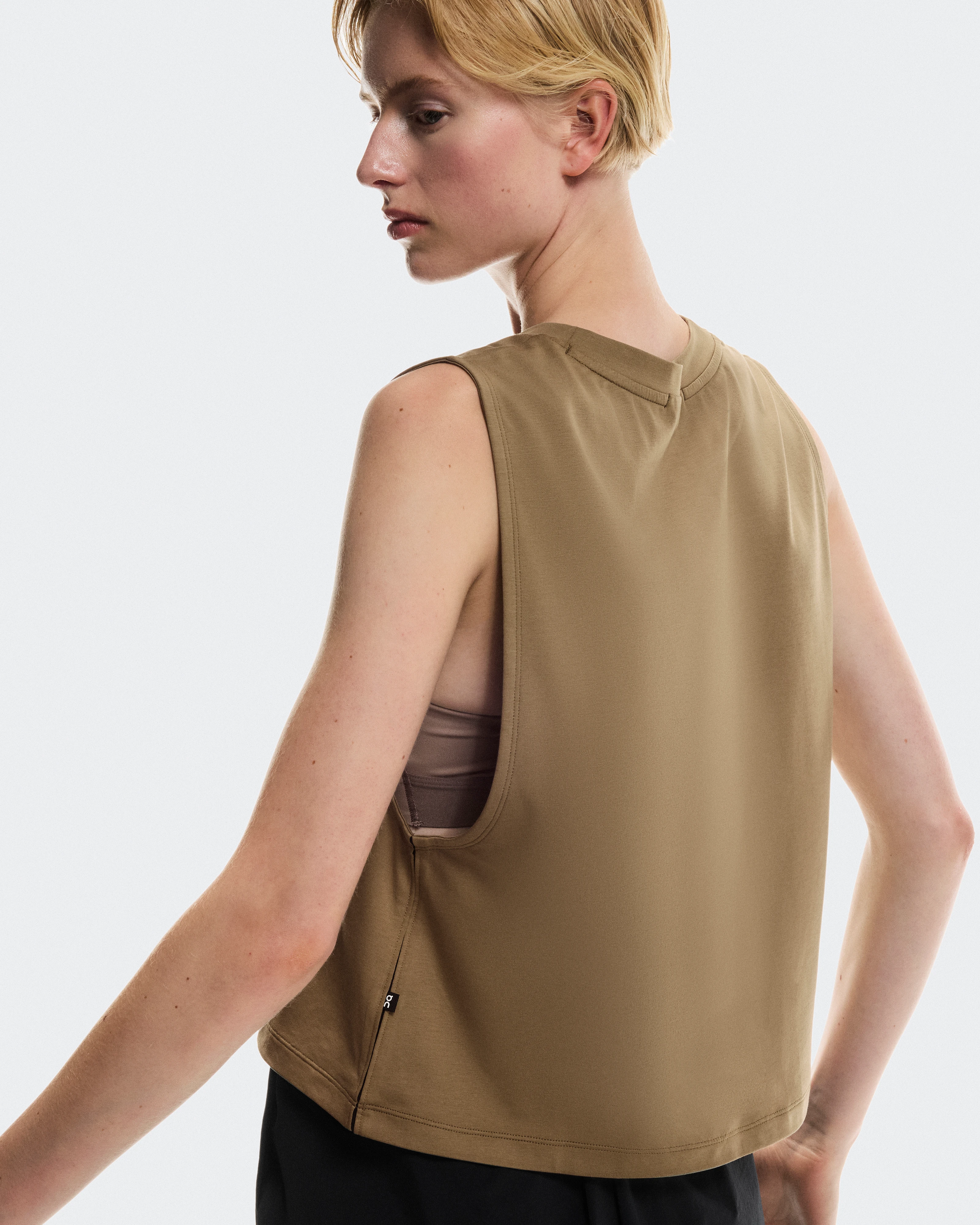 On Focus Crop Nutmeg Women Tops and t-shirts