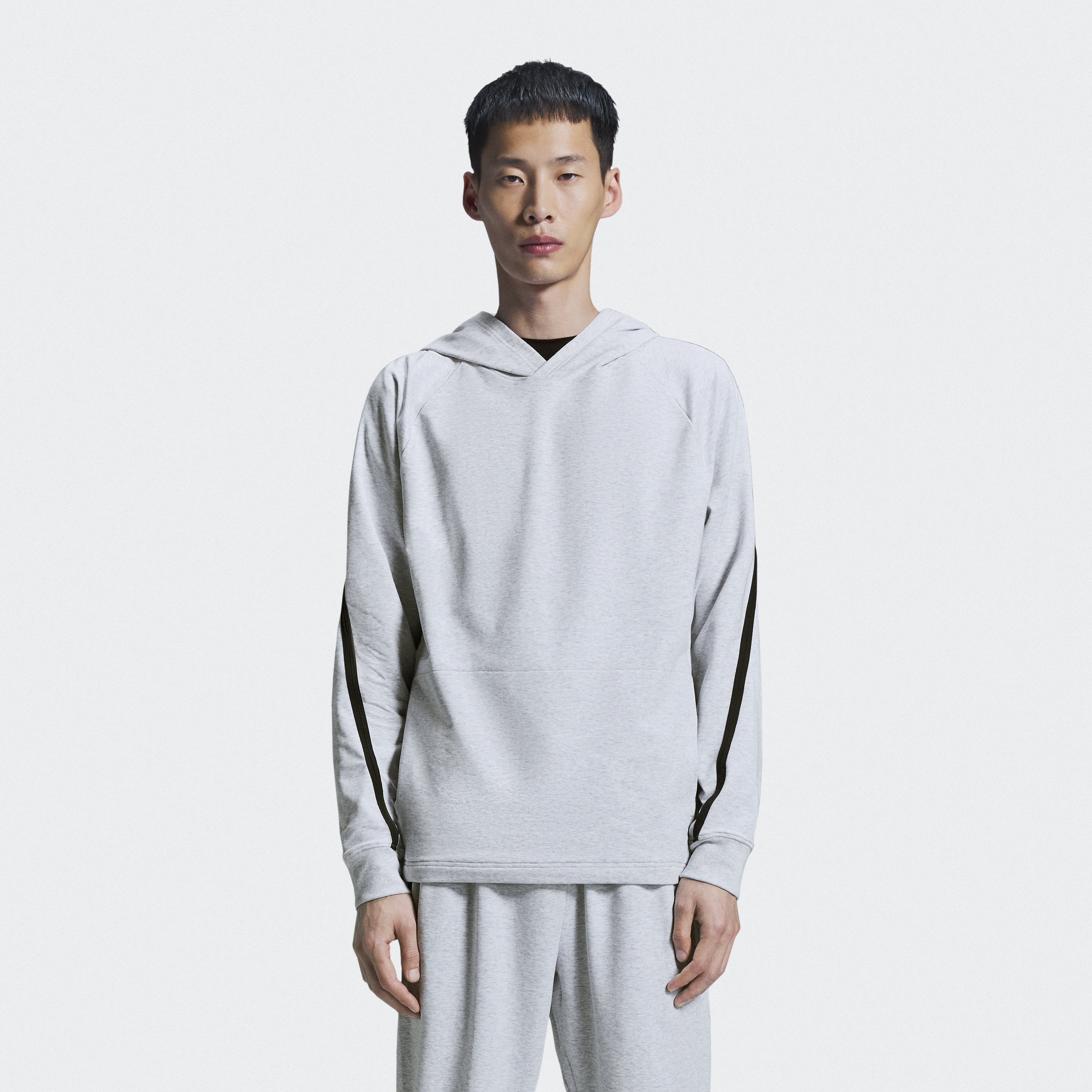 Studio Hoodie in Crater