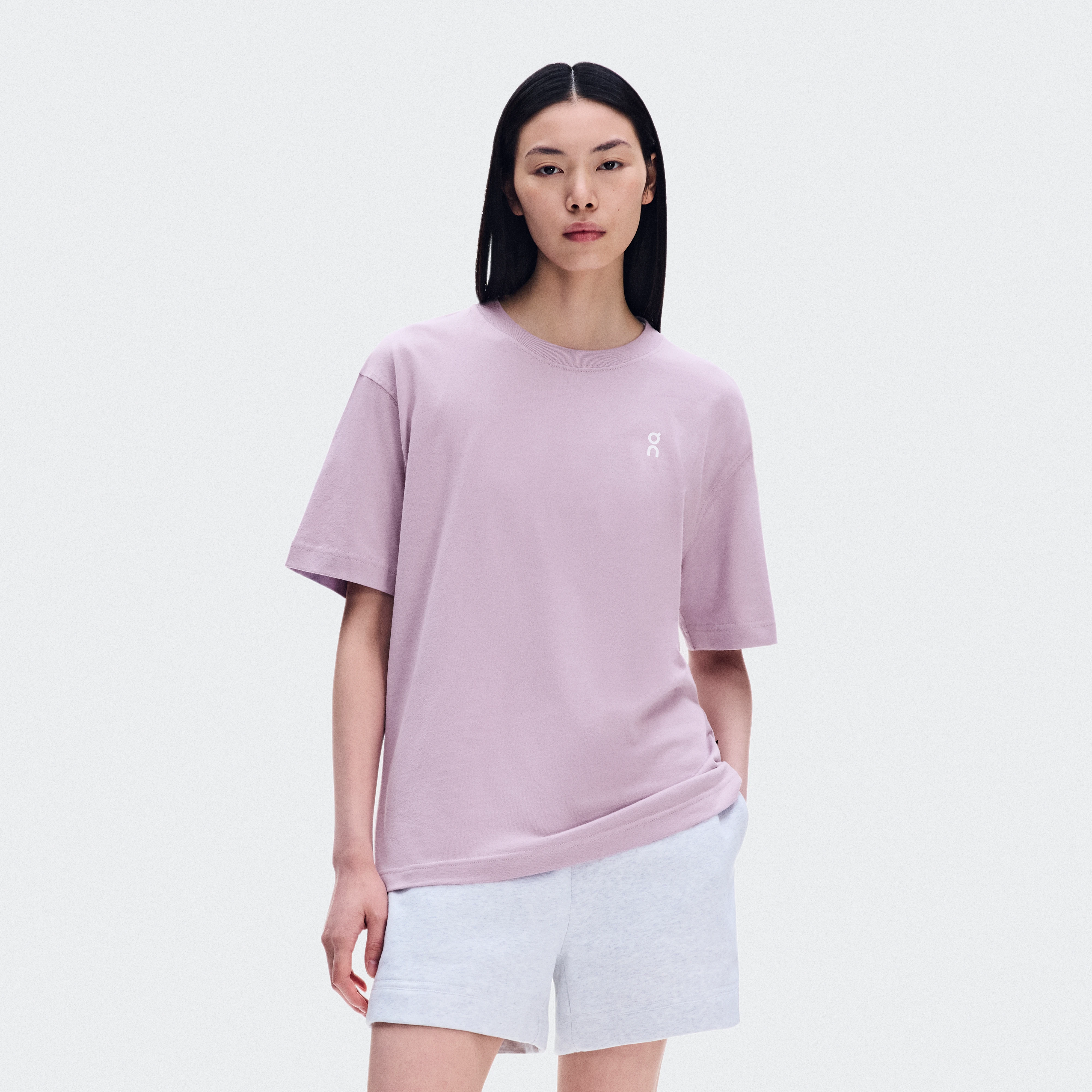 On Club-T Glow Foxglove Women – Elevated everyday wear Active life Tops and t-shirts