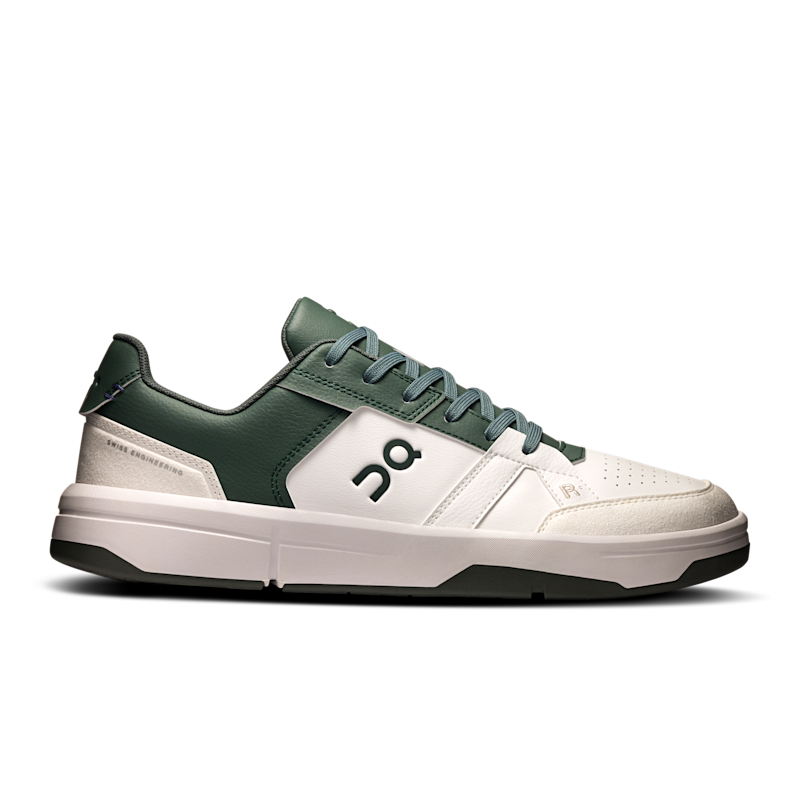 On Men's THE ROGER Clubhouse Tennis Shoe in White/Olive, Size: 40, Recycled Polyester ️