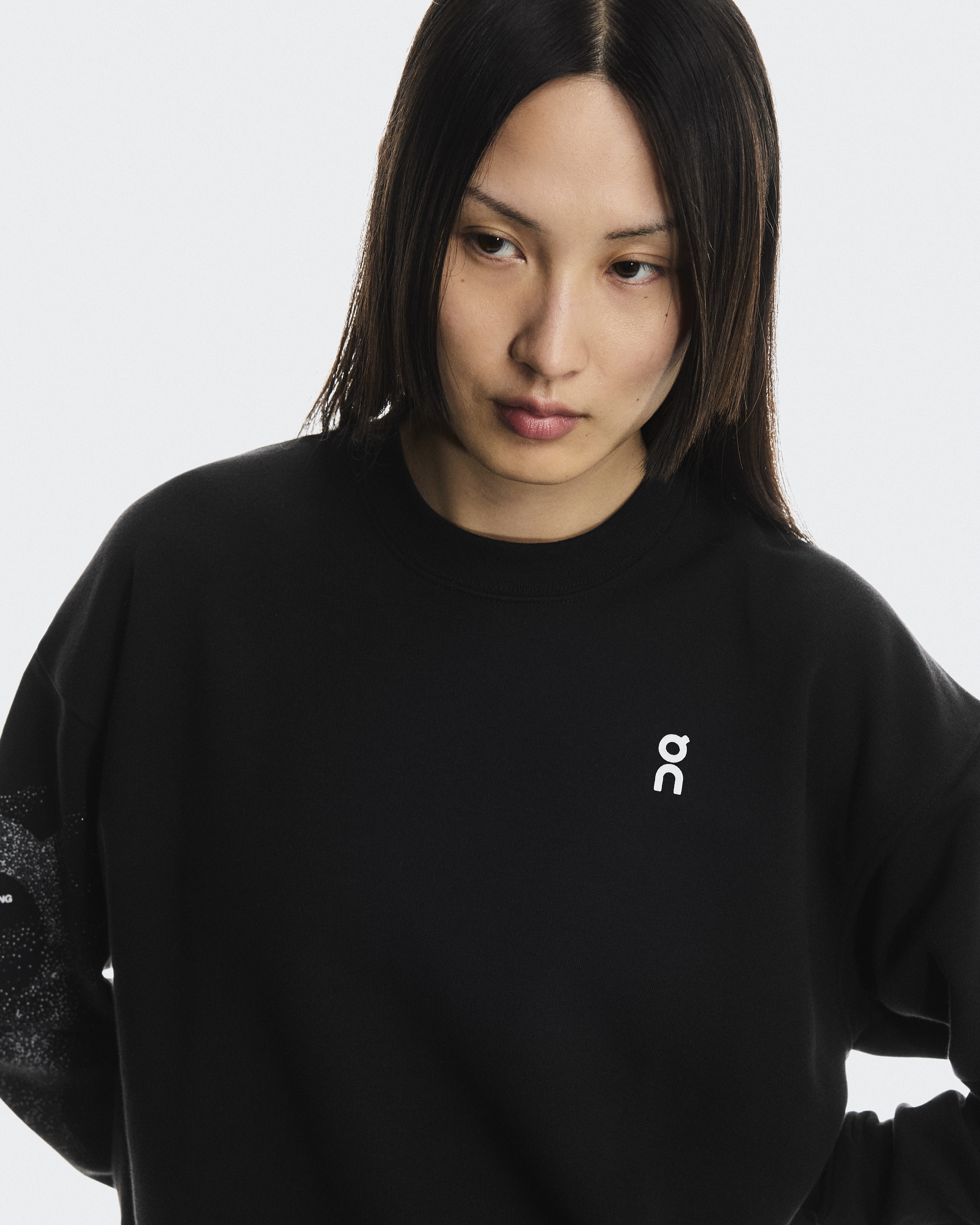 Women's Club Crew Graphic | Black | On Austria