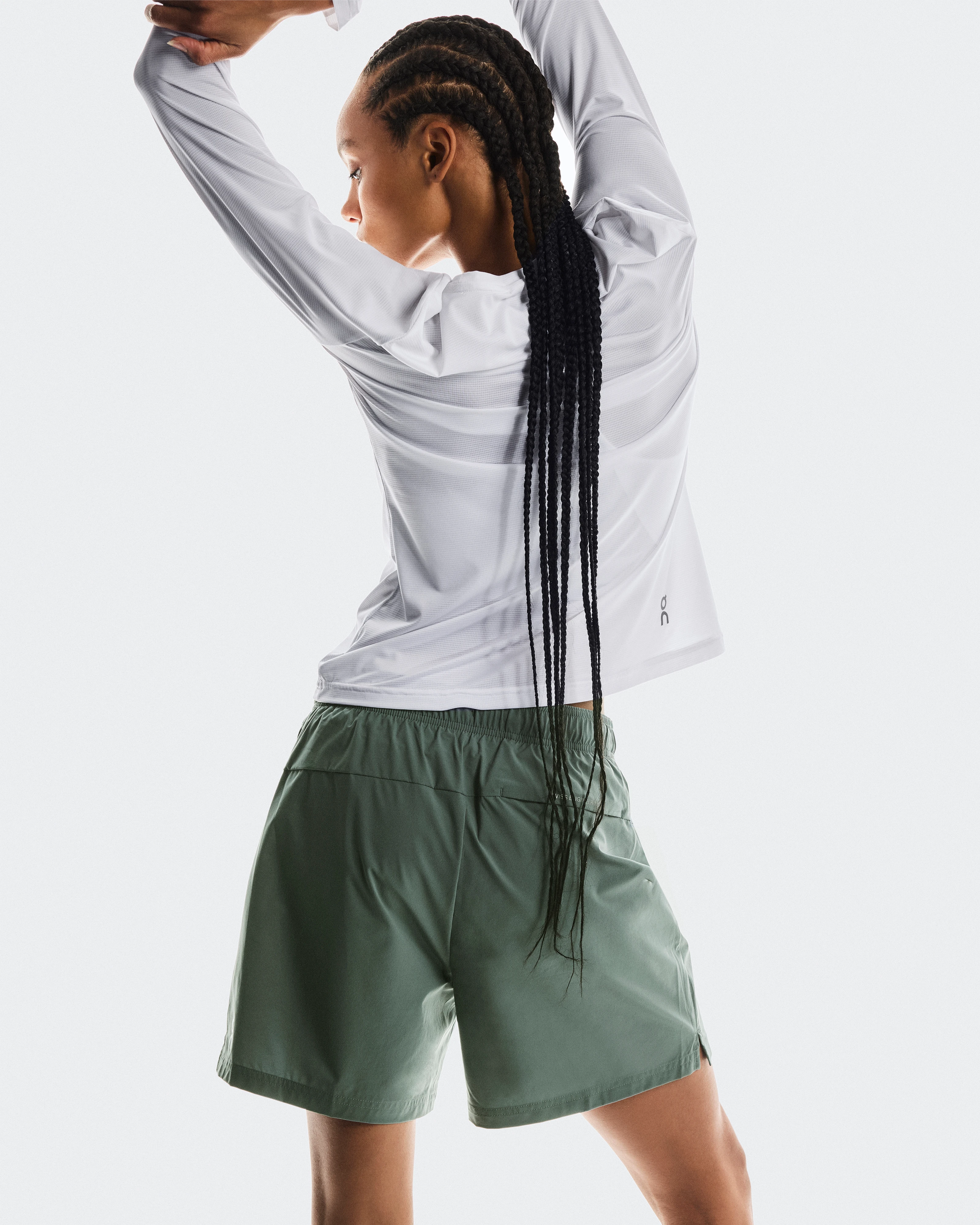On 5" Core Shorts Olive Women Shorts