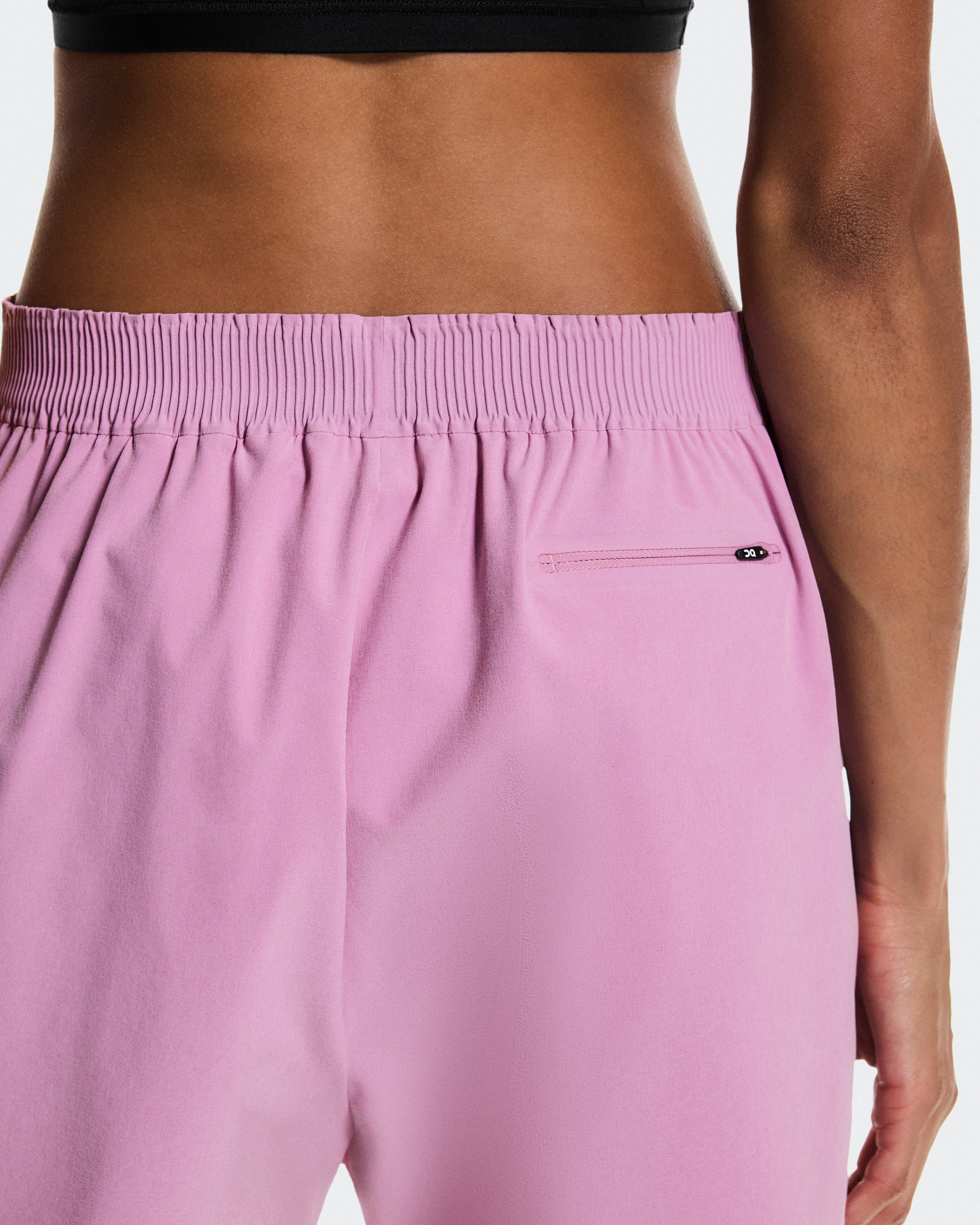 Train Shortsنحيف / Sakura / L