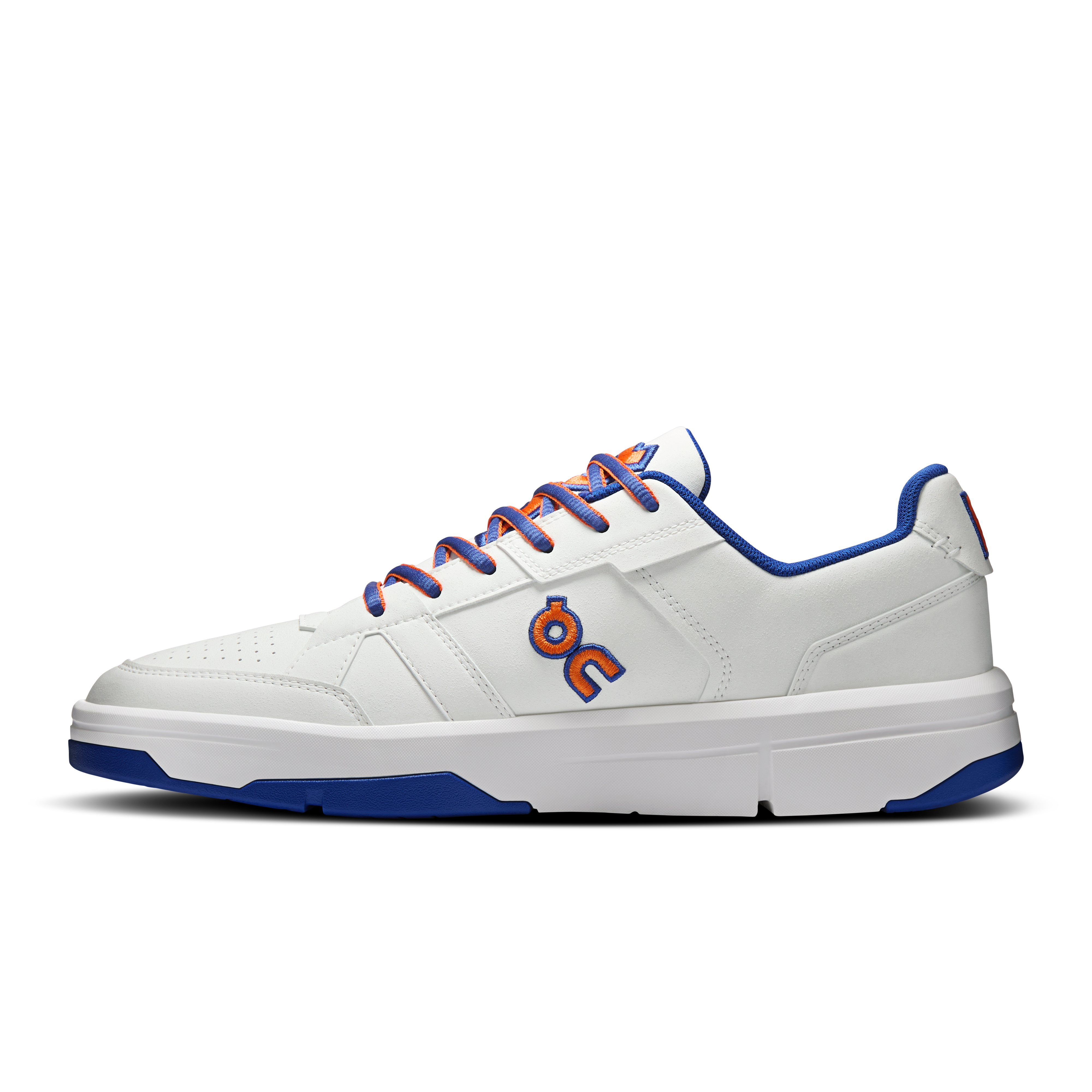 On THE ROGER CH Varsity White & Indigo Men Active life Shoes