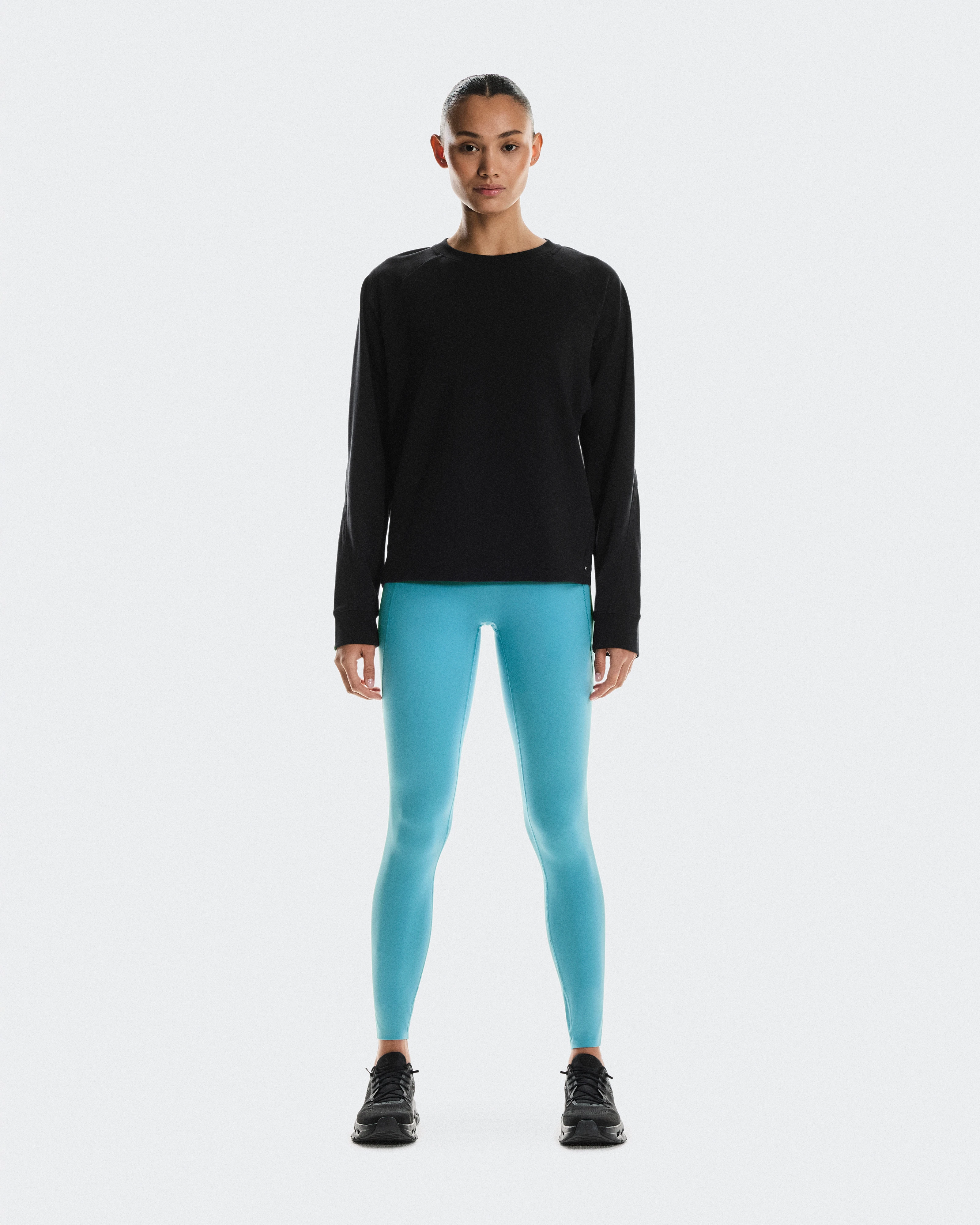 On Studio Crew Black Women Hoodies and sweatshirts