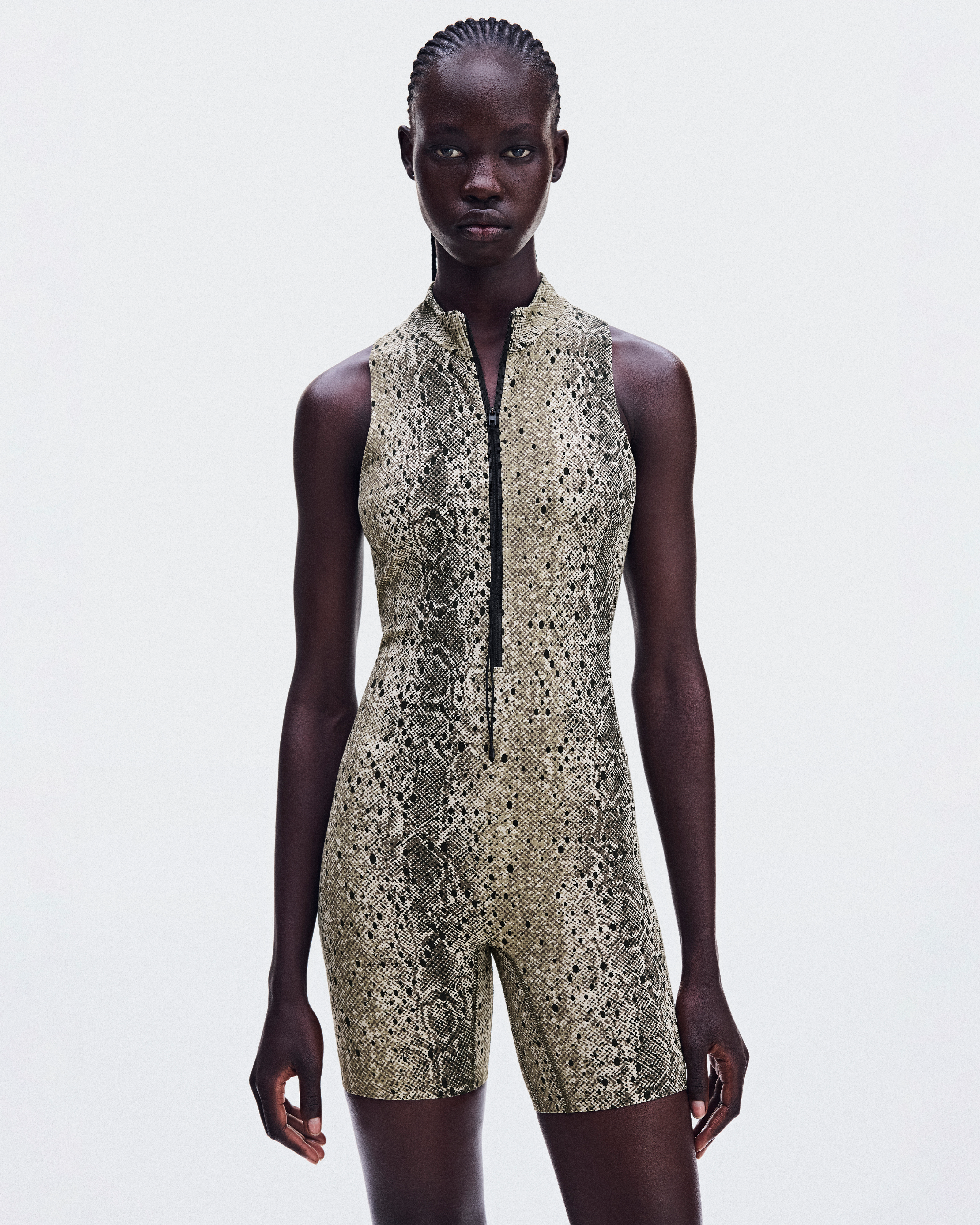 Studio Bodysuitنحيف / Antler | Black / L