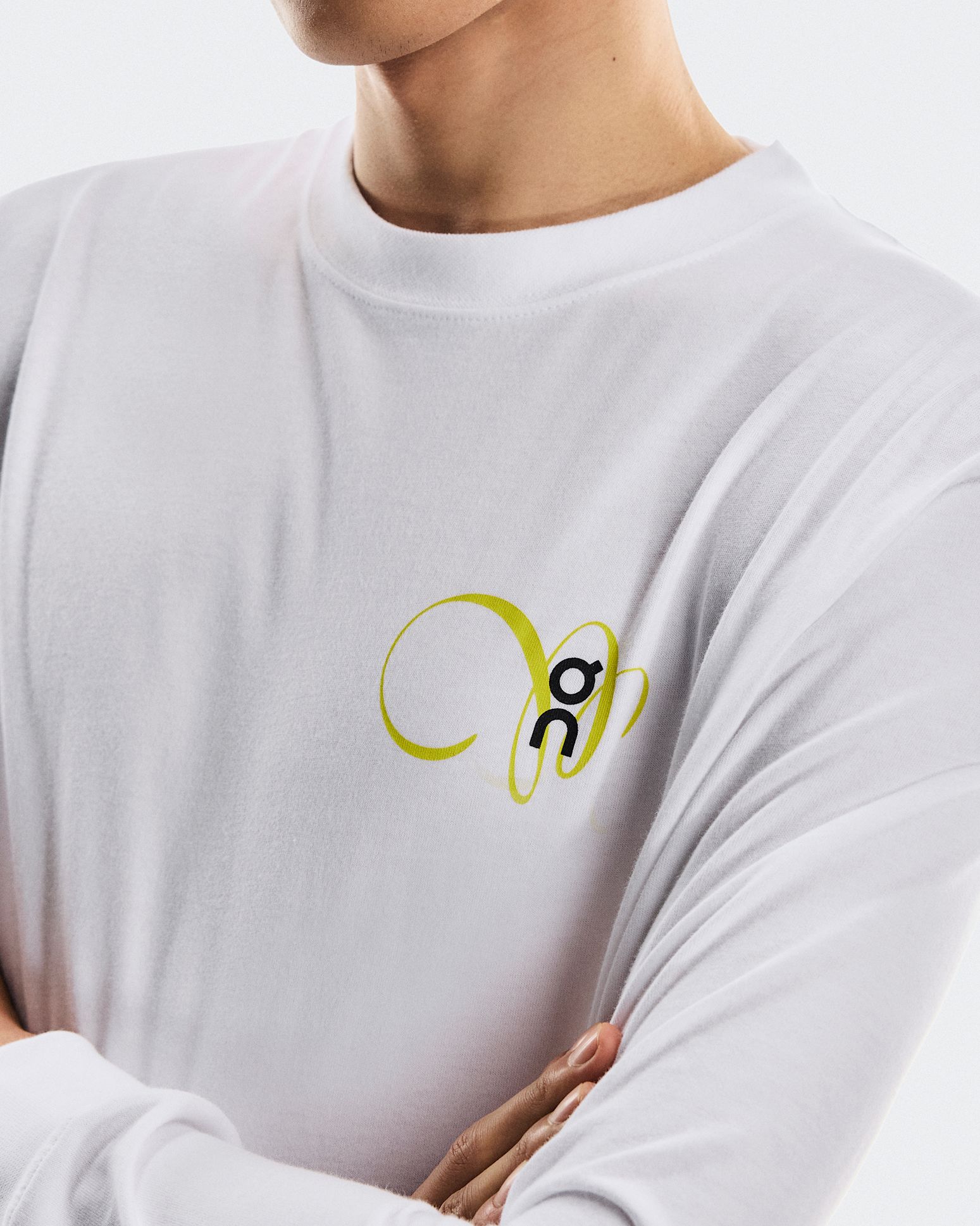 Men's Club Long-T Graphic | White | On United States