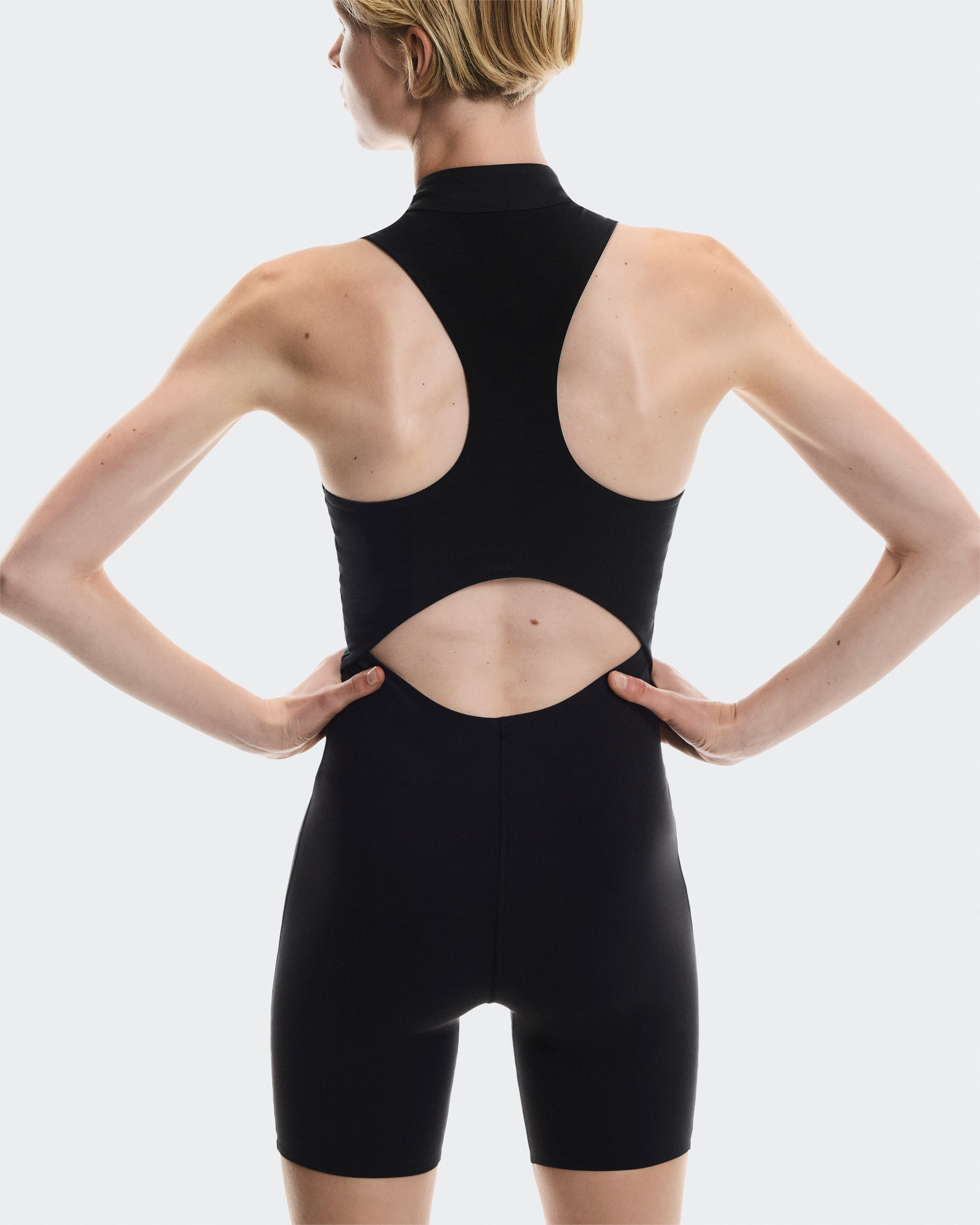 Studio BodysuitWomen / Black / L
