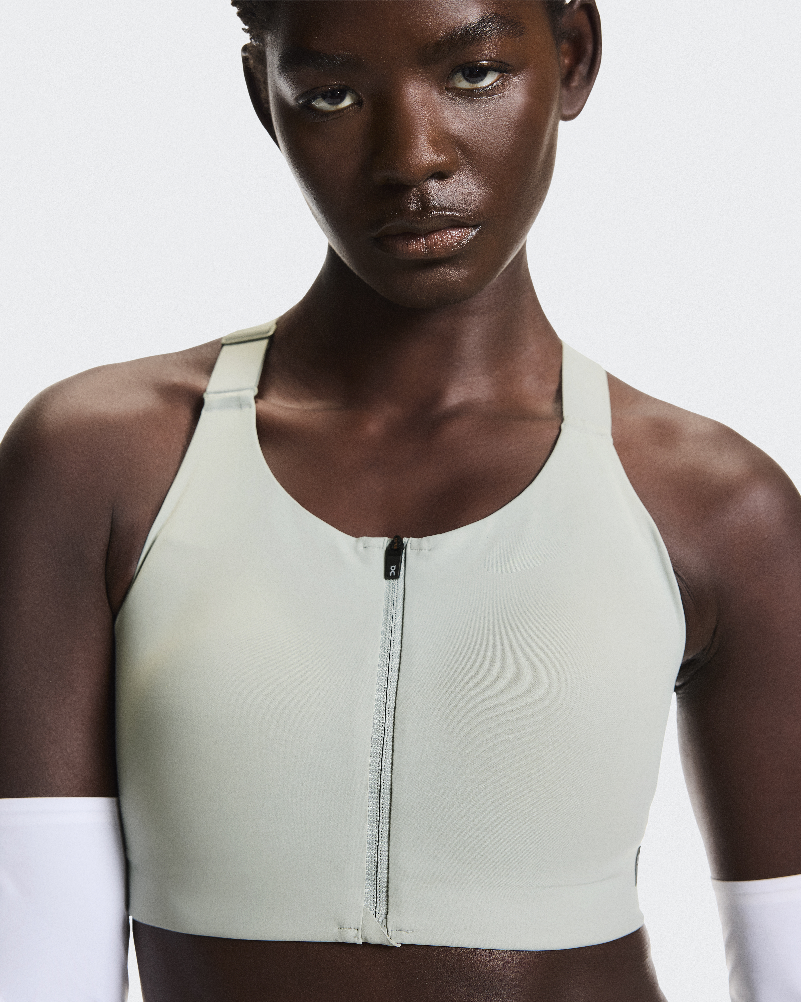 Women's Endurance Bra Zip | Green & Grey | On Japan