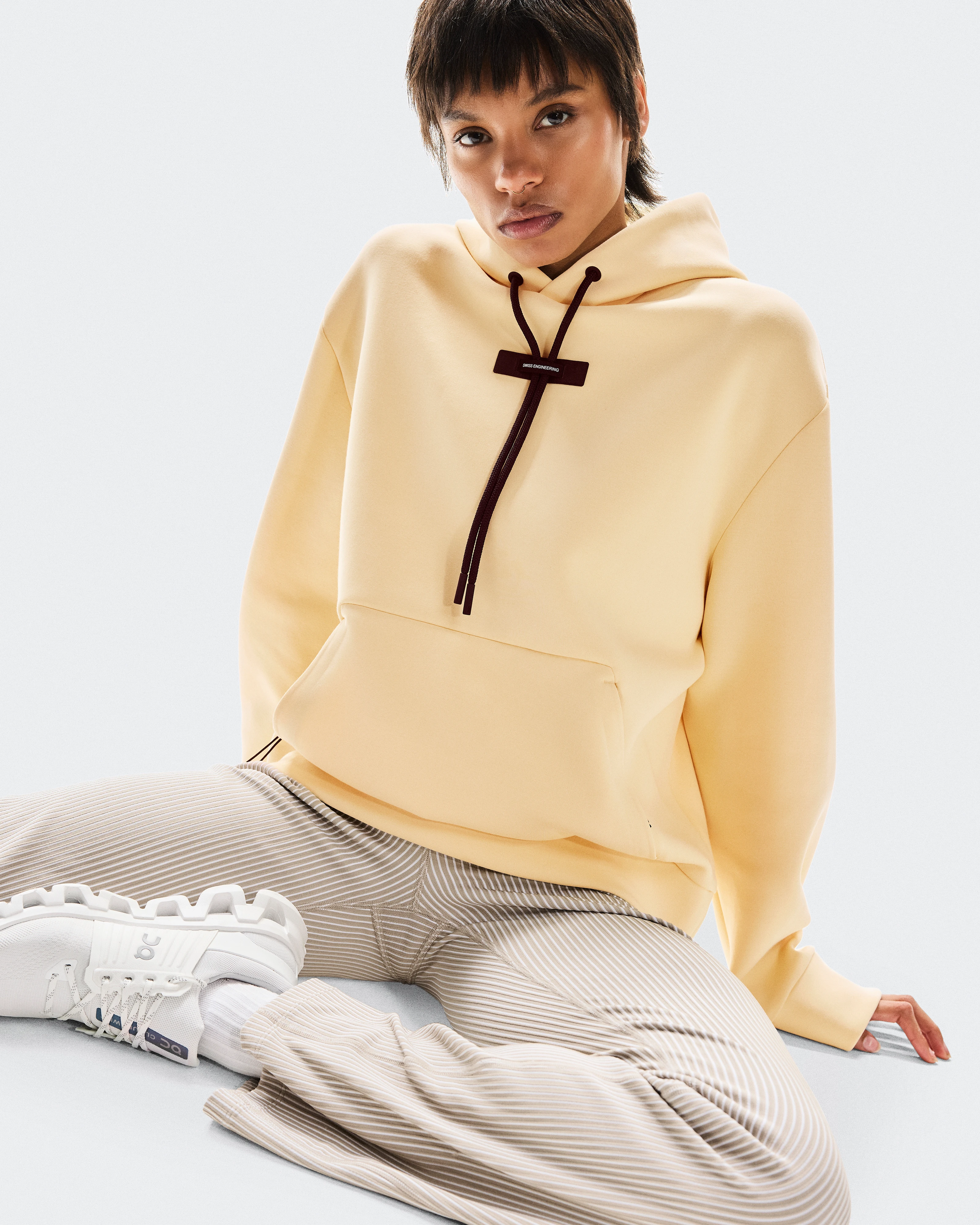 On Focus Tech Hoodie Nectar Women Hoodies and sweatshirts