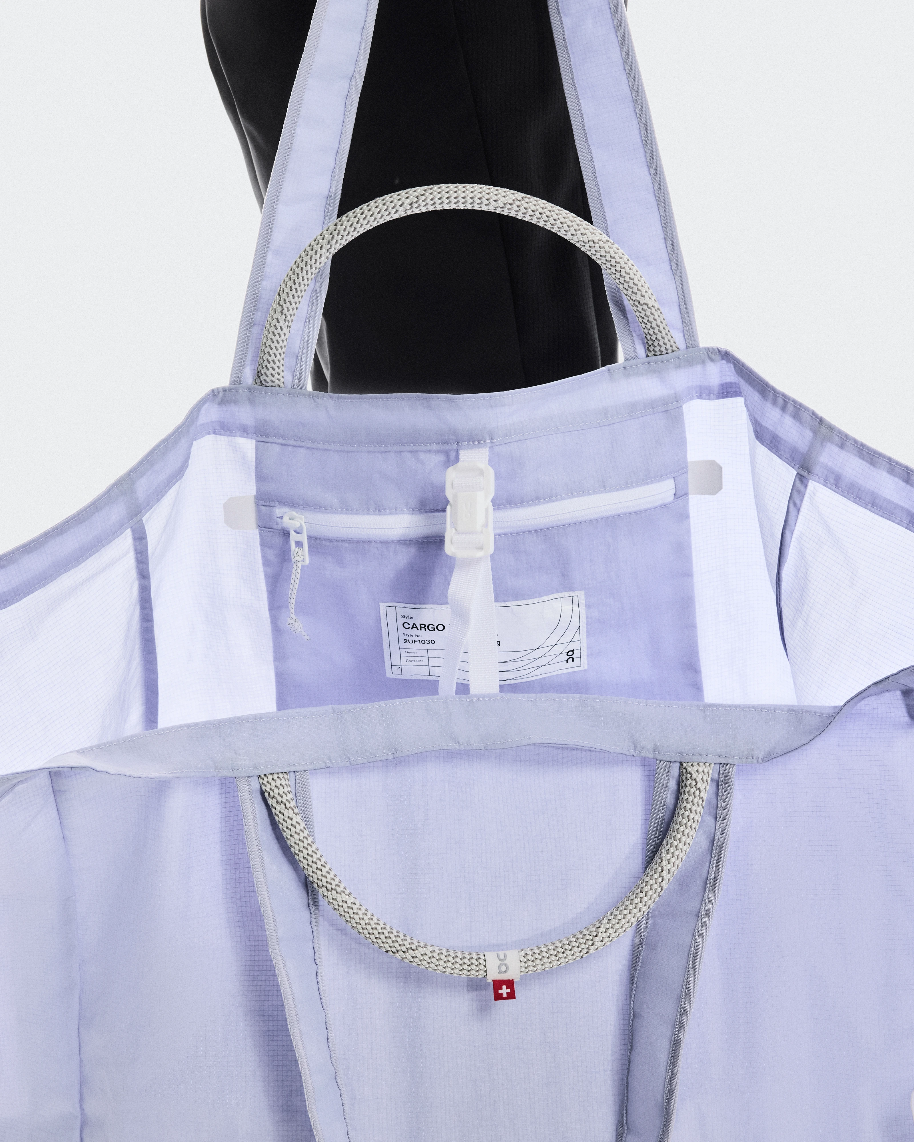 On Cargo Pack 60L Thistle Unisex Bags